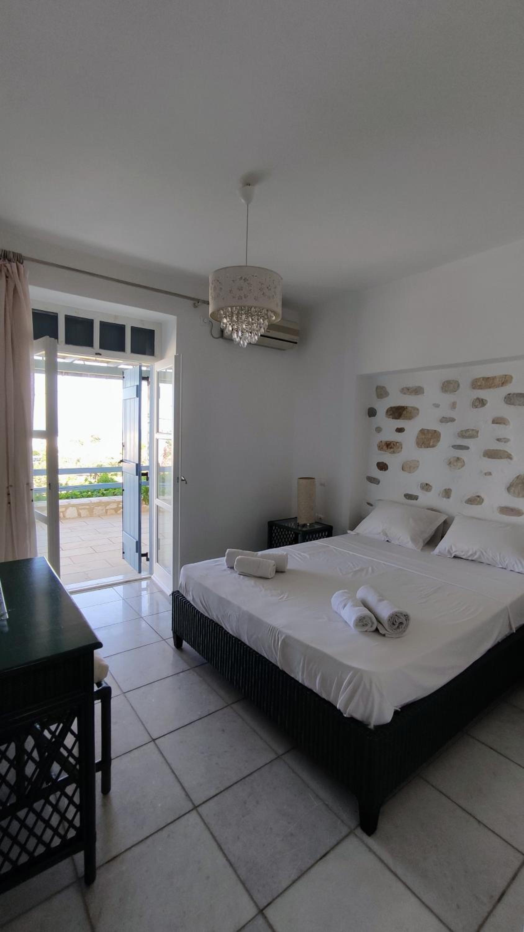 Nikolas Villa view 3