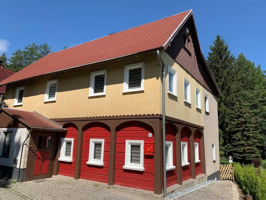Wellness & Wirlpool-Oase am Wald - Waldferienhaus Dunja in Oybin