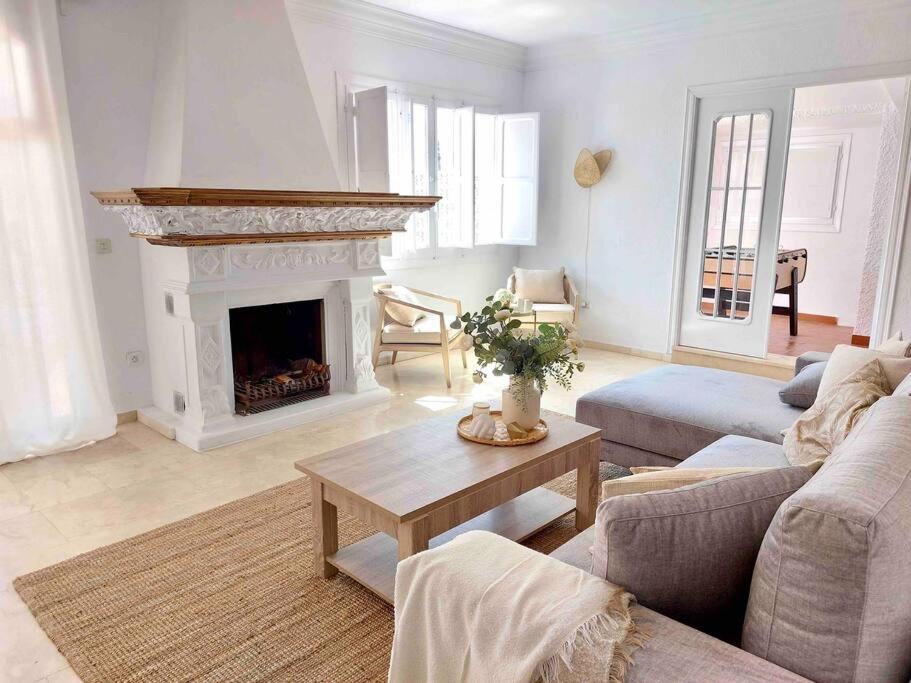 Caleta Beach House Villa Beatriz Sinese Design