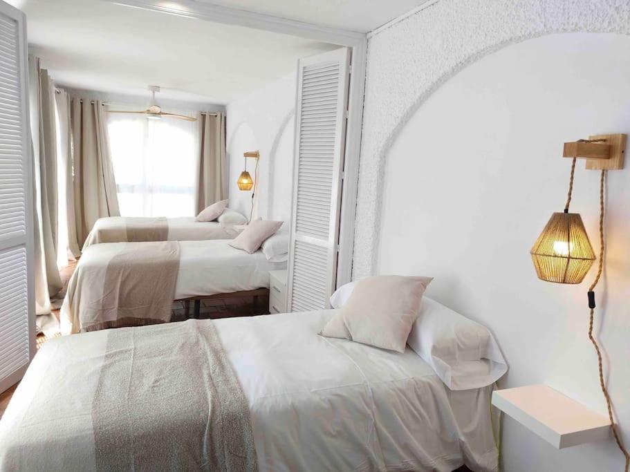 Caleta Beach House Villa Beatriz Sinese Design