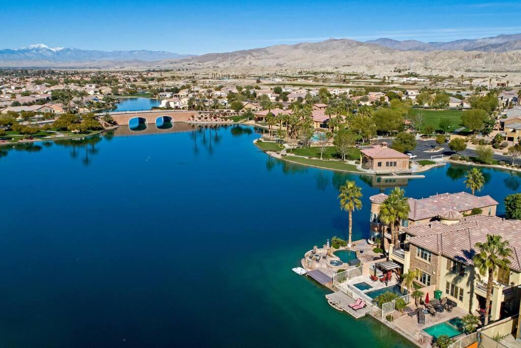 Terra Lago Villa Lake, Mountain and Desert view, Coachella Getaway - Property Image 38