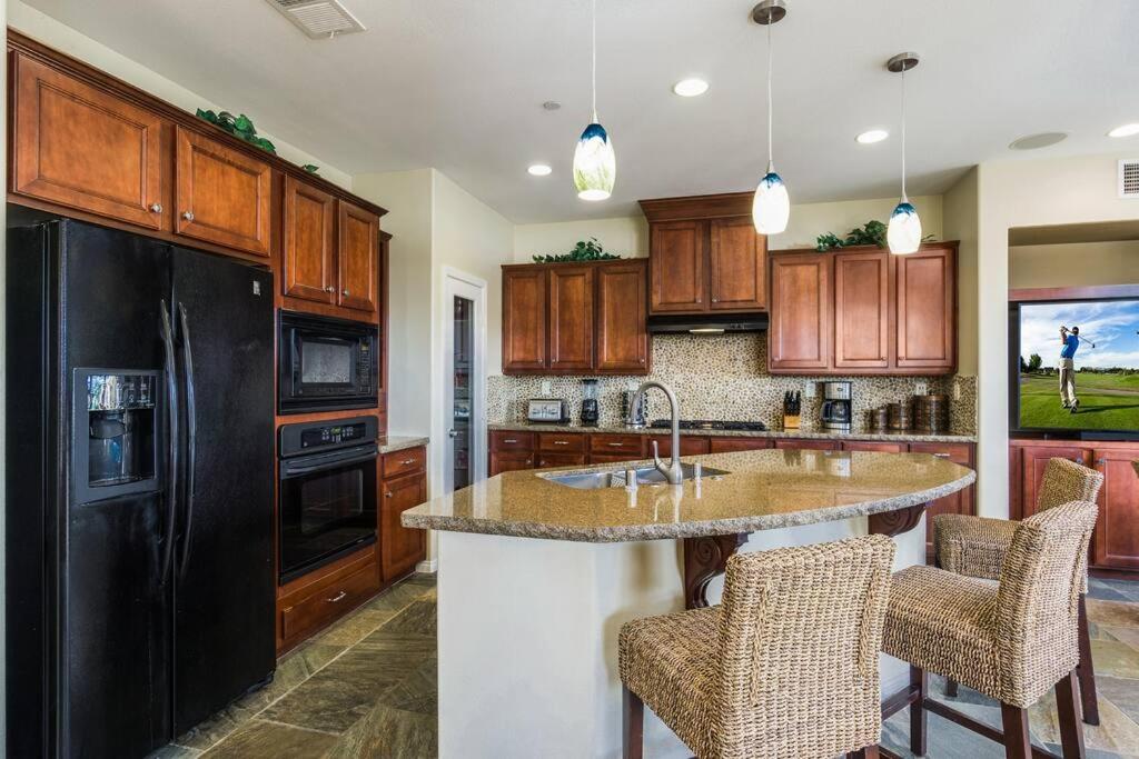 Terra Lago Villa Lake, Mountain and Desert view, Coachella Getaway - Property Image 29