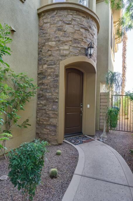 Terra Lago Villa Lake, Mountain and Desert view, Coachella Getaway - Property Image 40