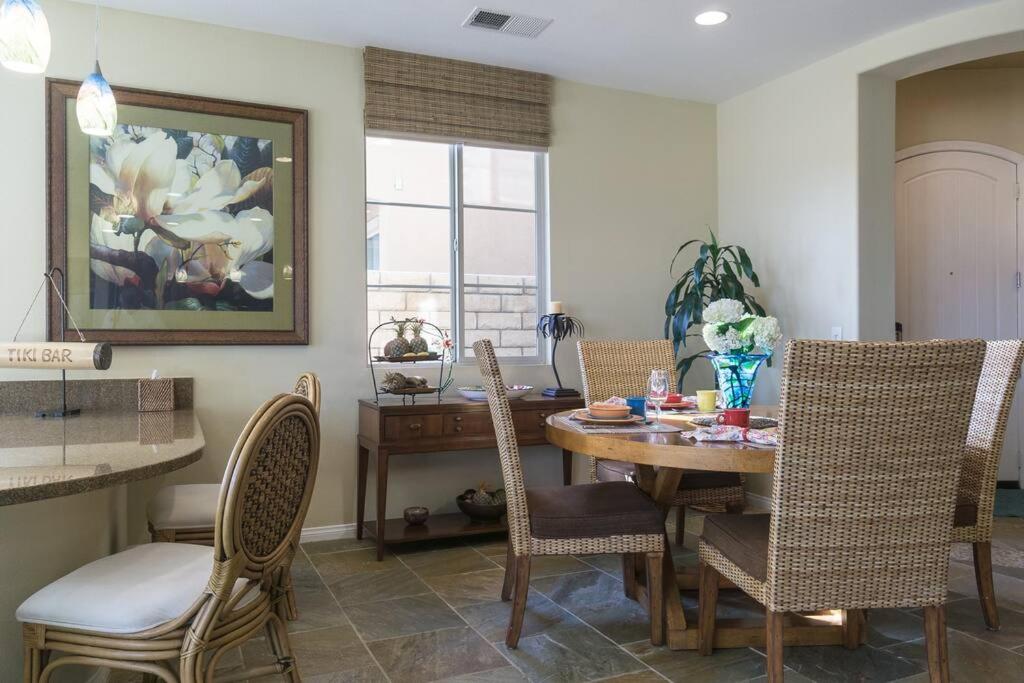 Terra Lago Villa Lake, Mountain and Desert view, Coachella Getaway - Property Image 7