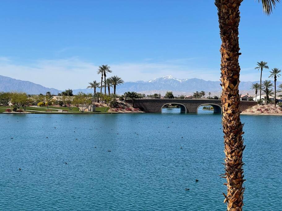 Terra Lago Villa Lake, Mountain and Desert view, Coachella Getaway - Property Image 8