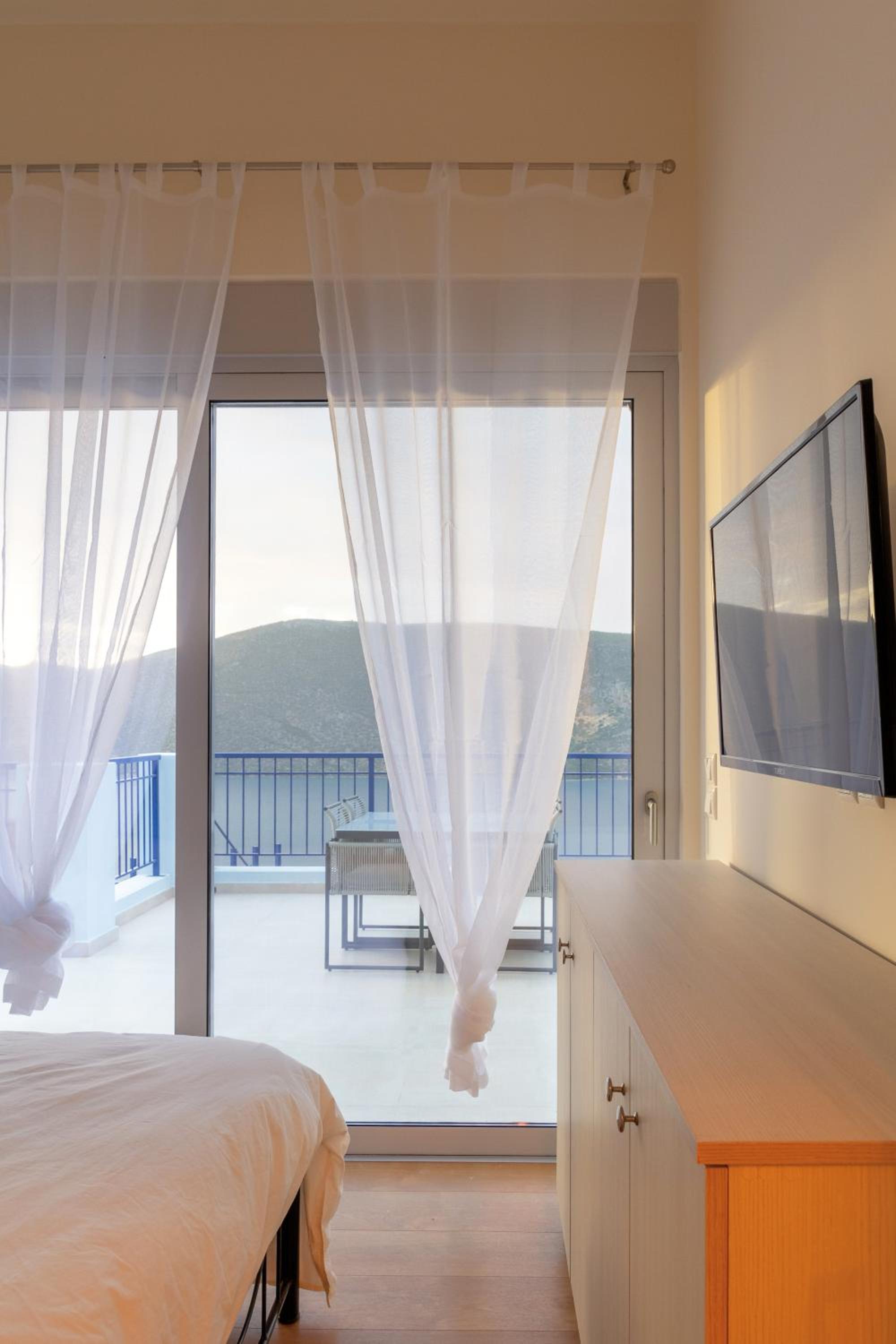 Skorponeria Bay Luxury Villas