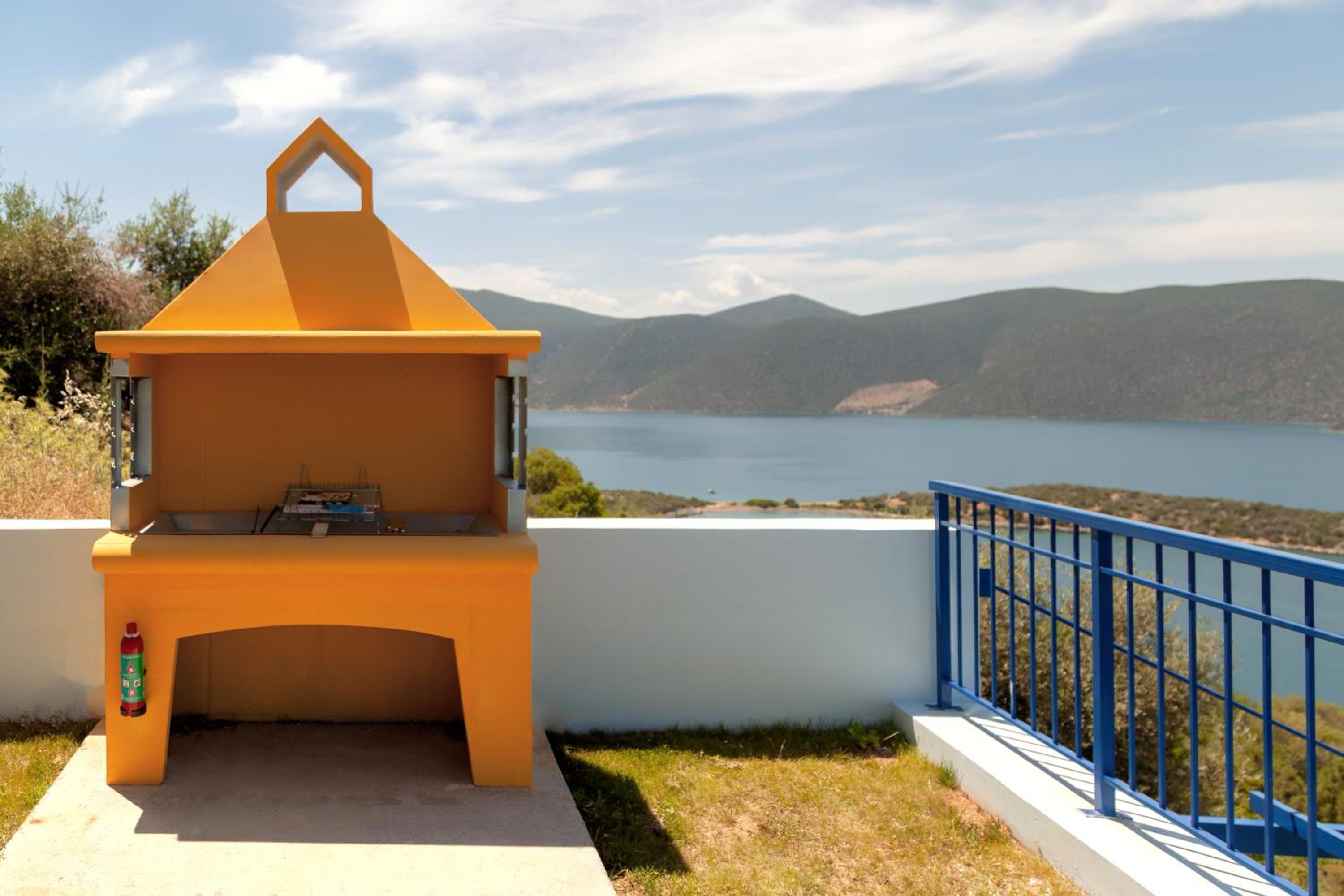 Skorponeria Bay Luxury Villas