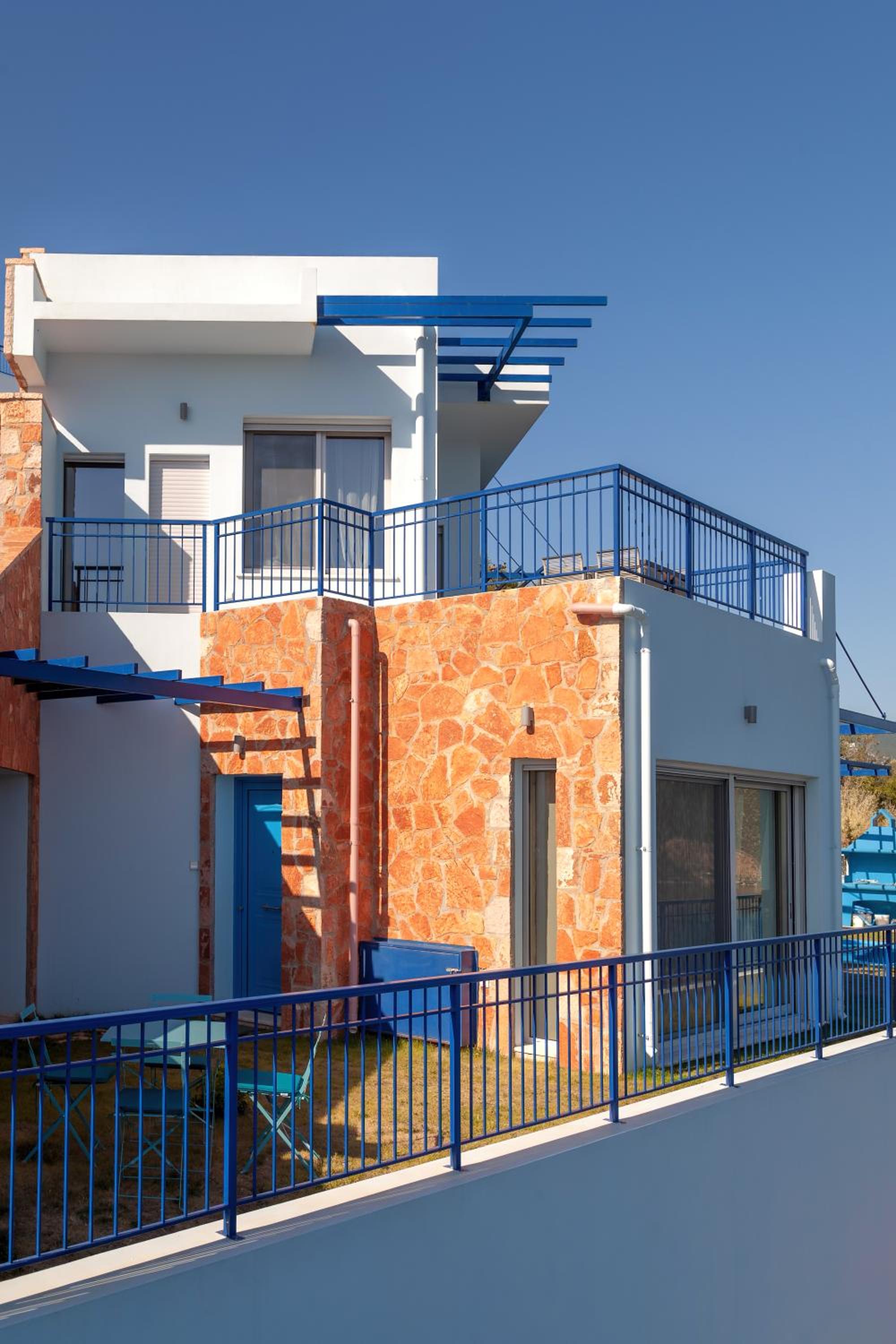 Skorponeria Bay Luxury Villas