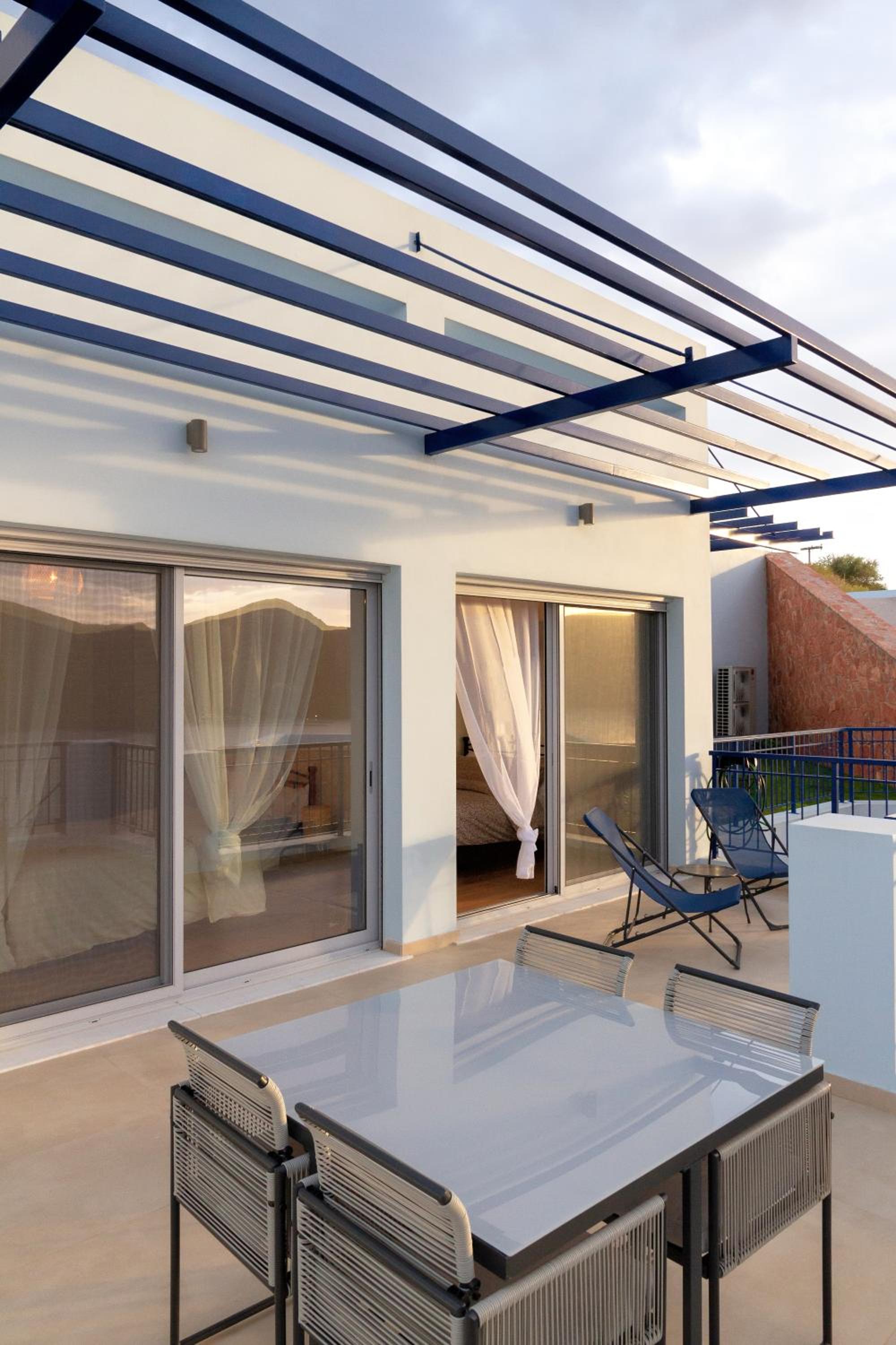 Skorponeria Bay Luxury Villas