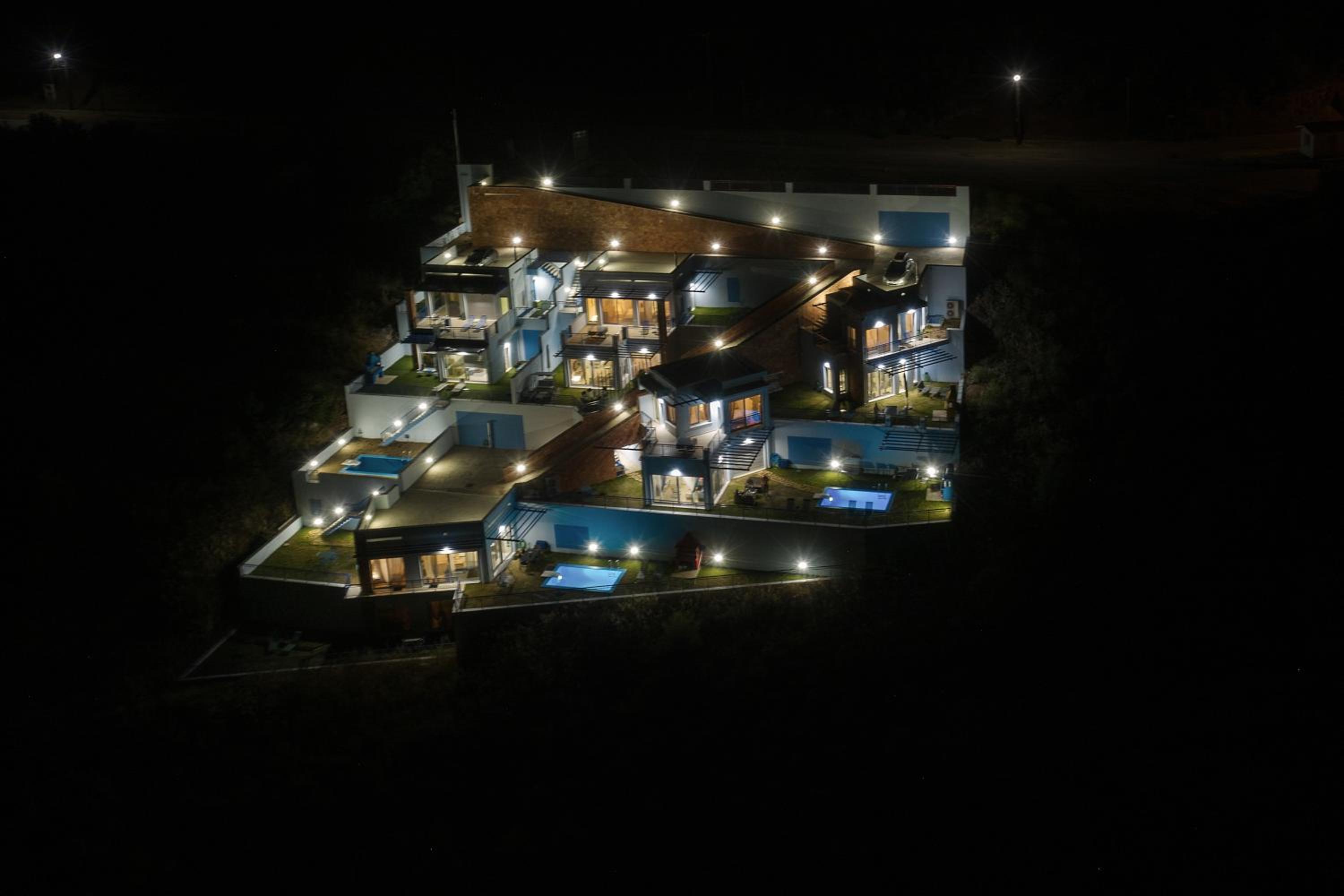 Skorponeria Bay Luxury Villas
