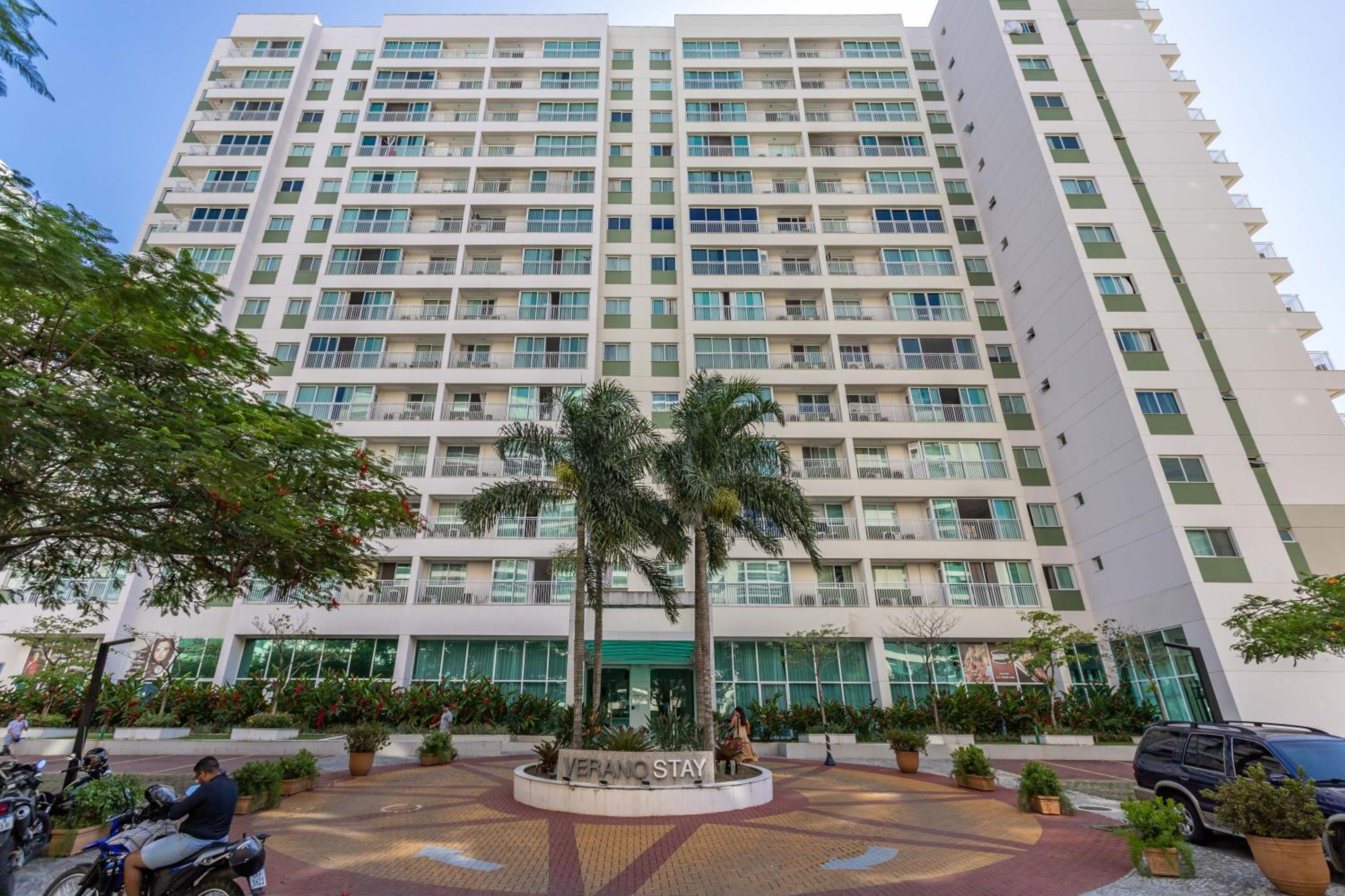 Hotel Flat Barra Da Tijuca - Image 1