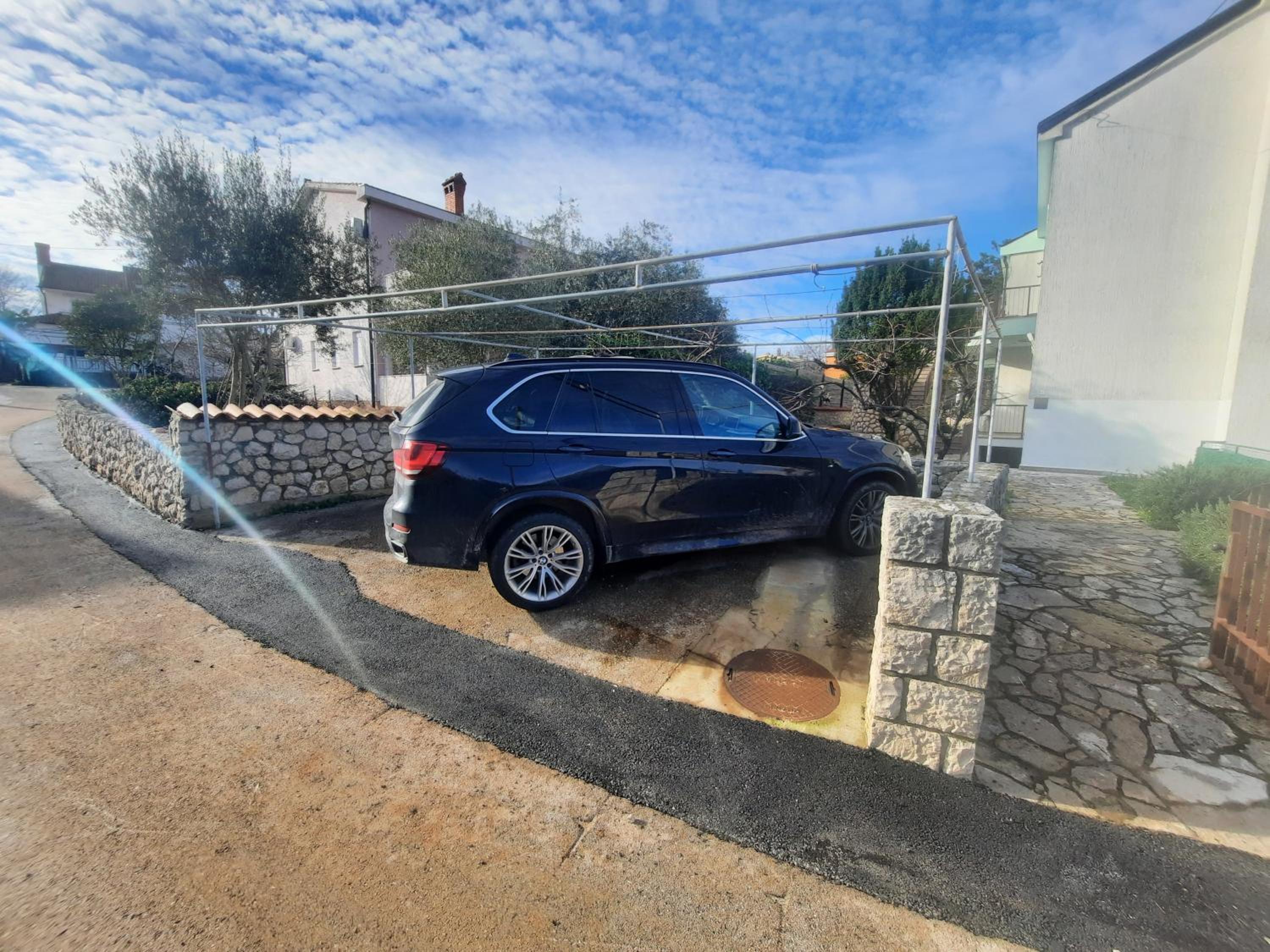 TIZA Apartments