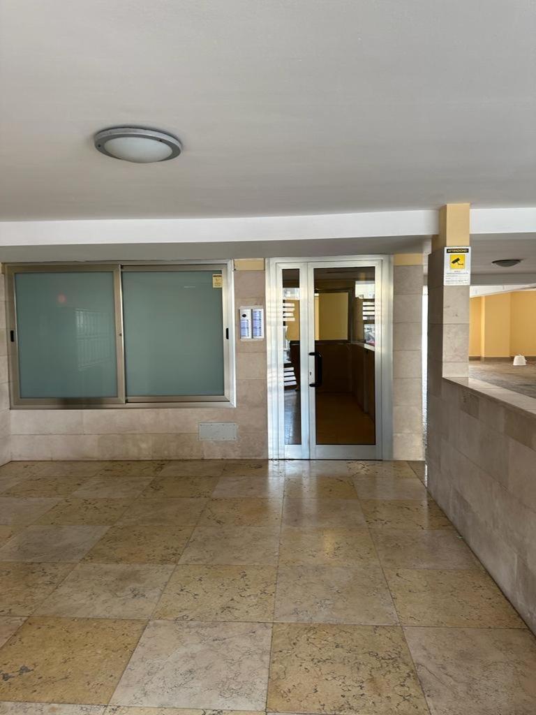 Best Stay-Apartments in Capruzzi with private parking