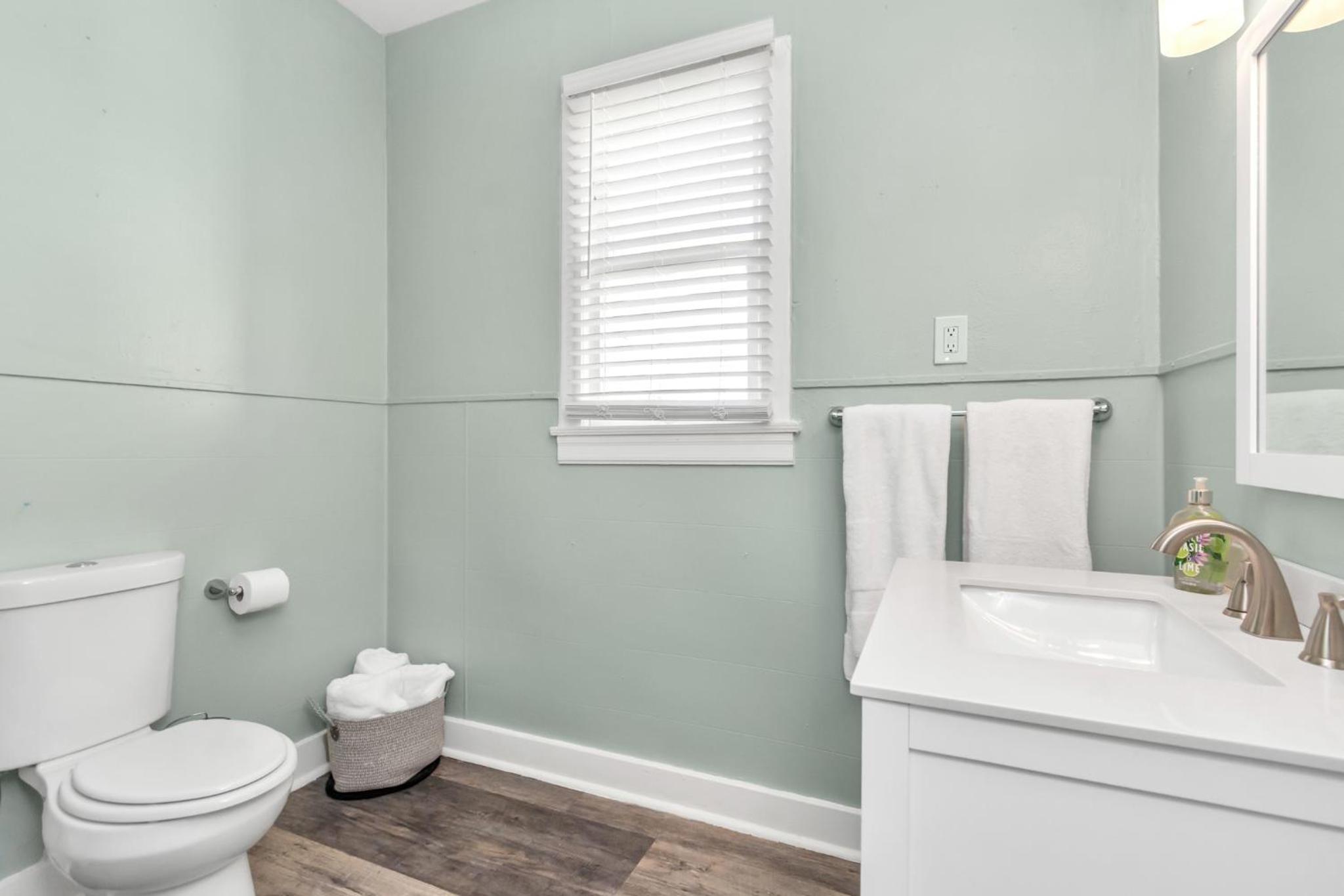 M Avenue Trio Whole Historic Triplex Sleeps 19 Walk to Galveston Beach view 3