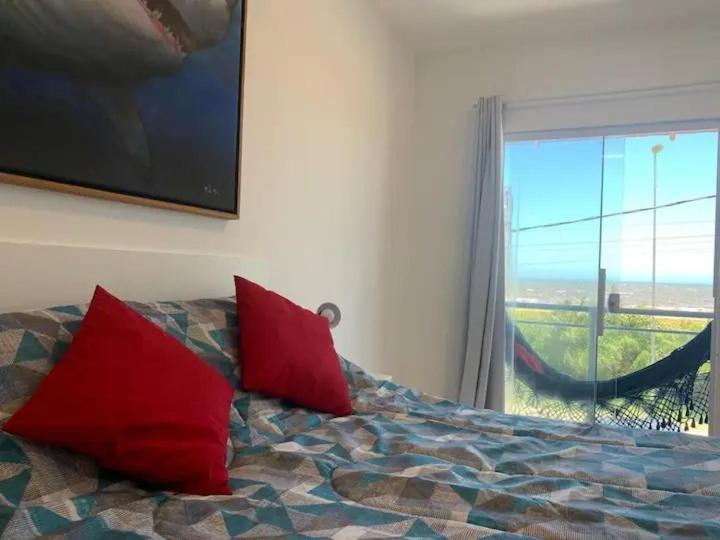 Casa Incrível em frente a Praia de Unamar