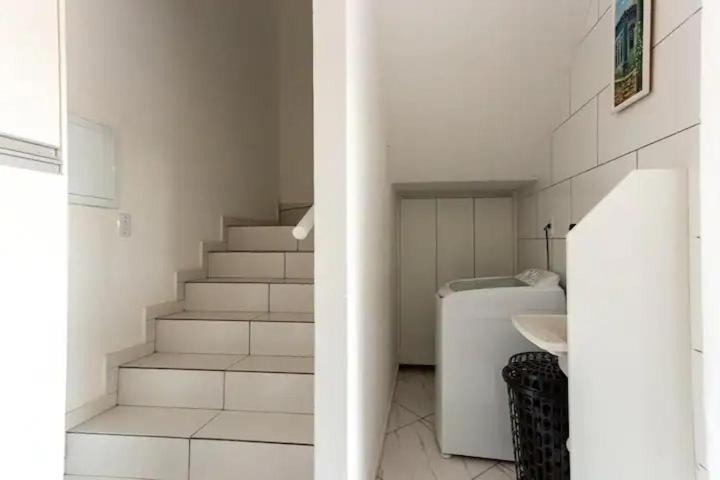 Casa Incrível em frente a Praia de Unamar
