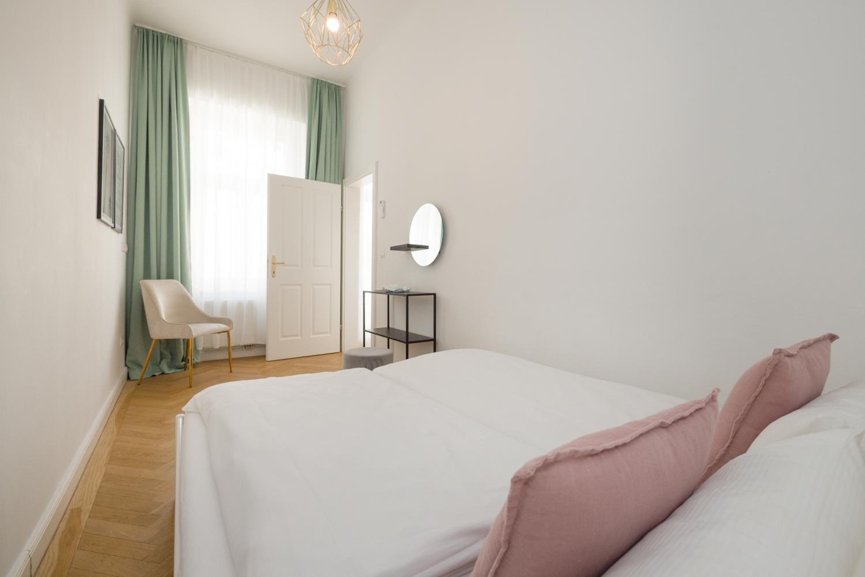 RAFAEL KAISER - Premium Apartments - Contactless Check-In