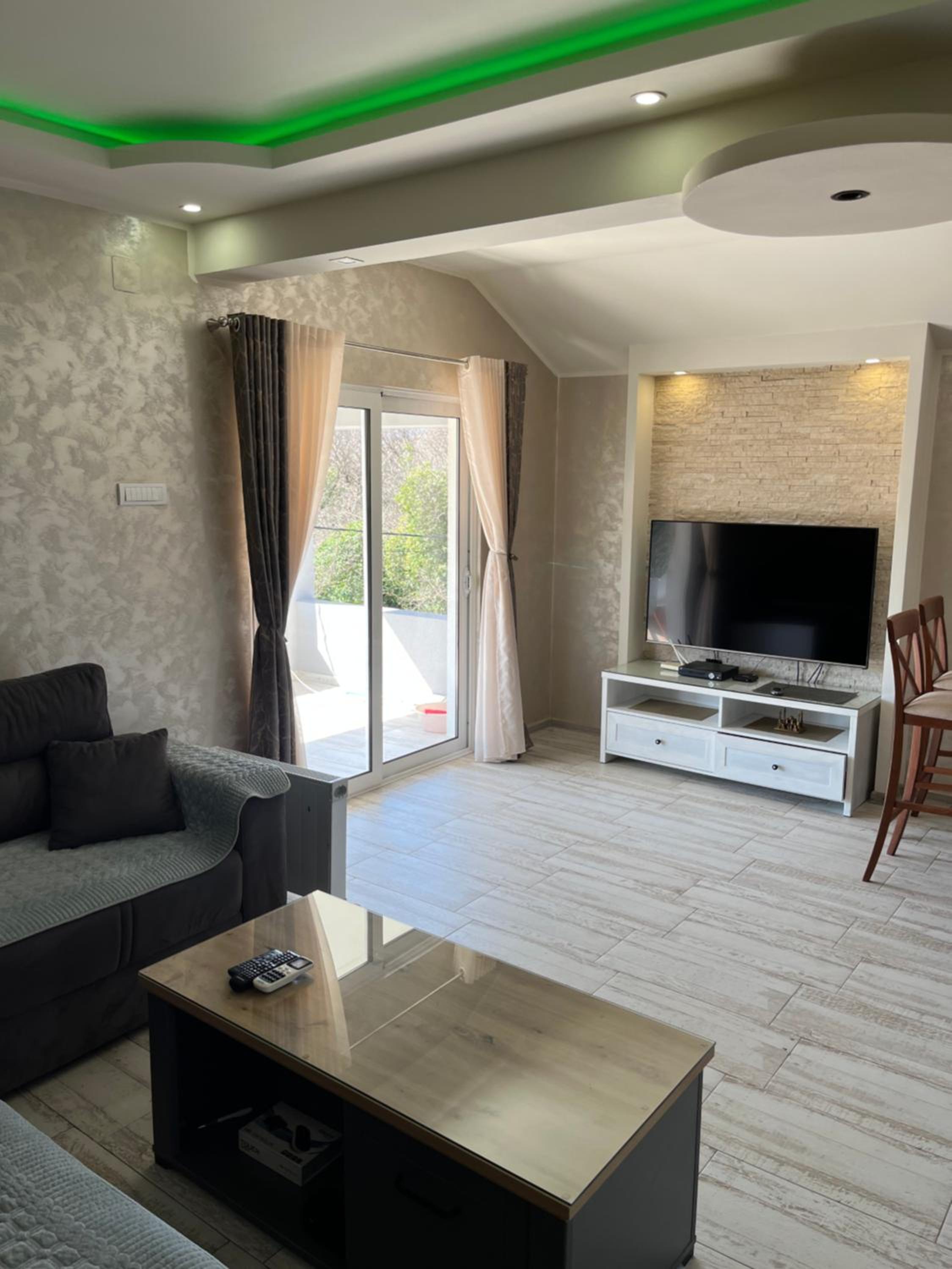 Cezar Apartment 2 view 2