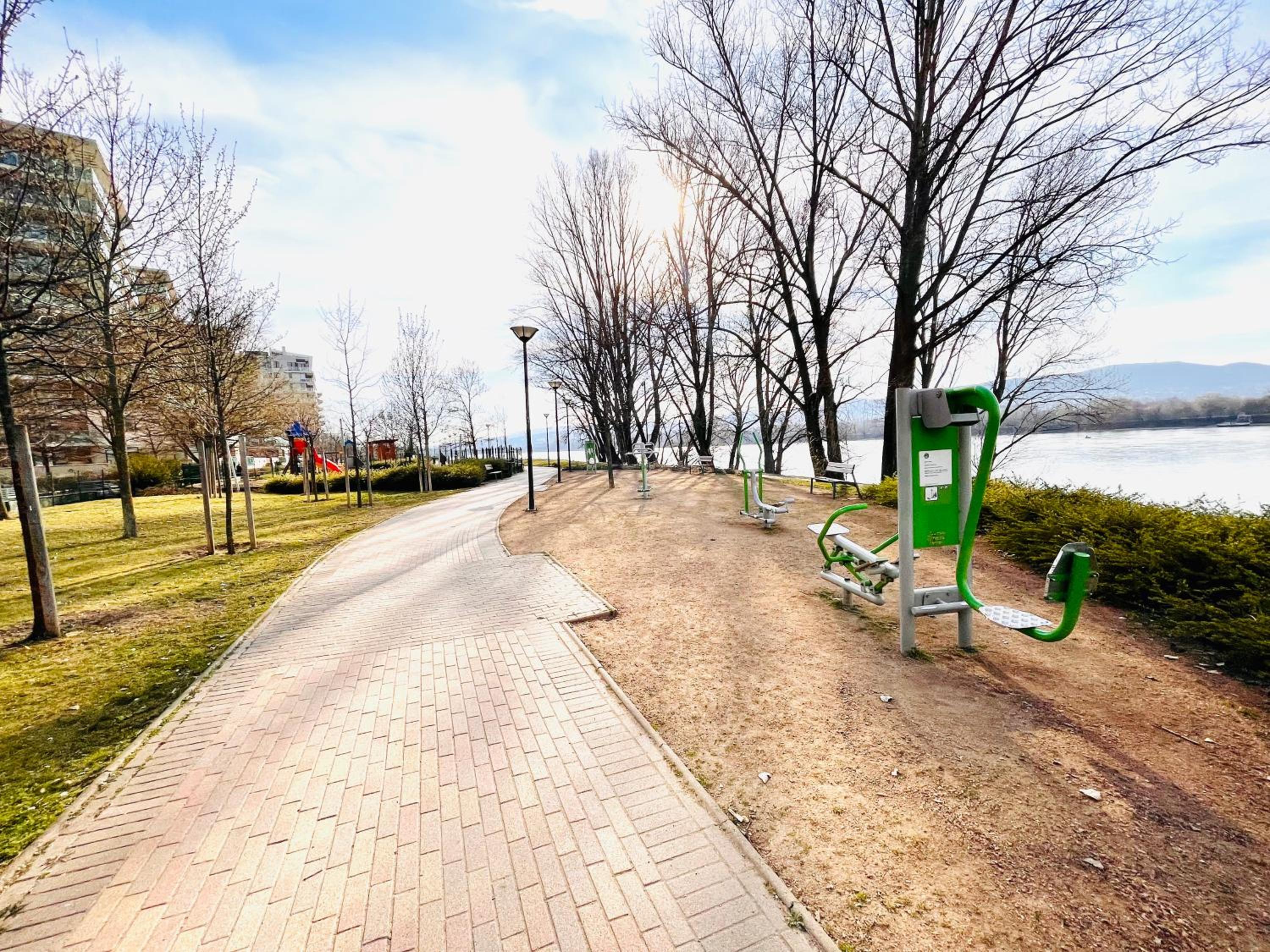 Marina Garden