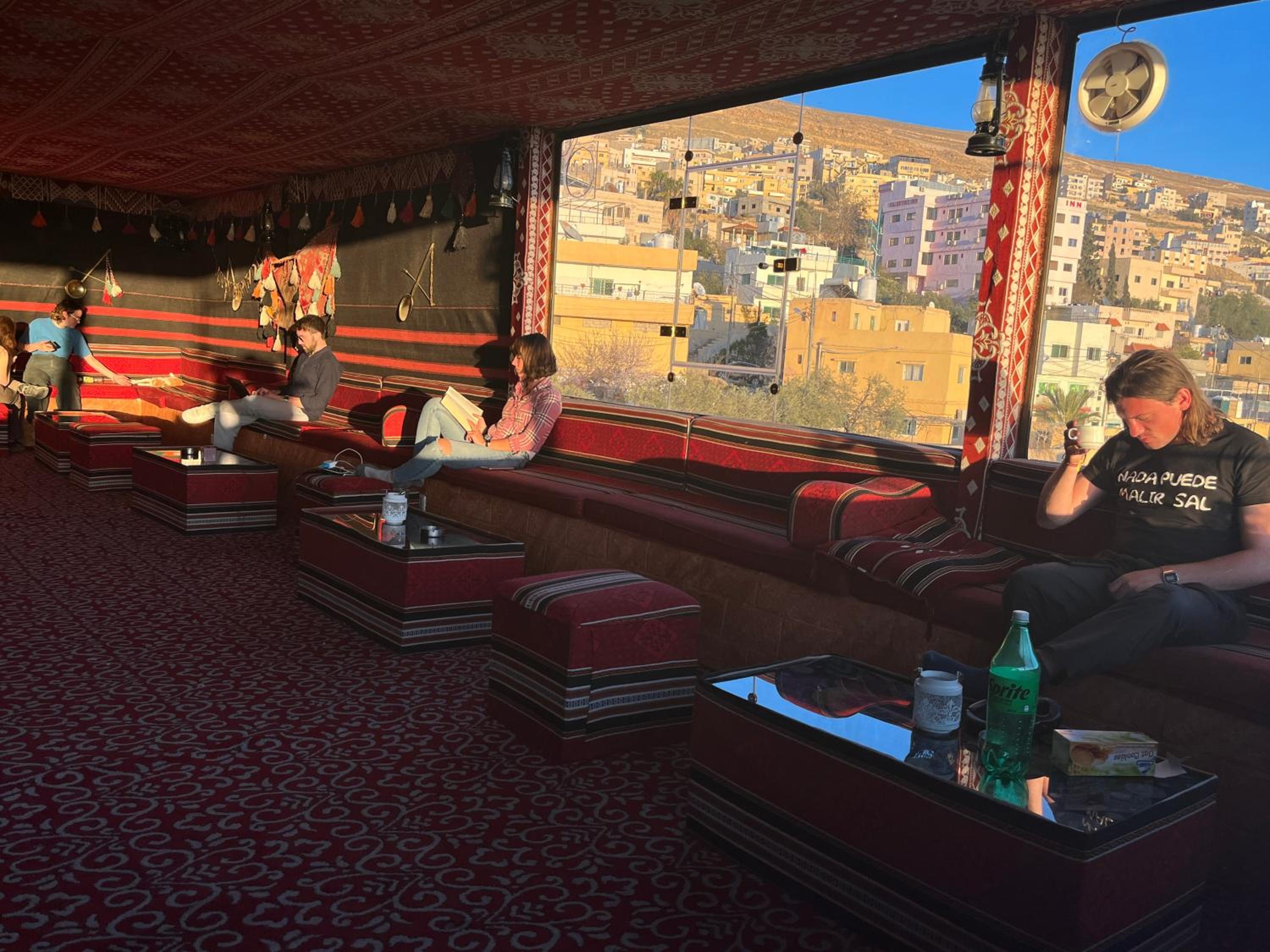 lounge