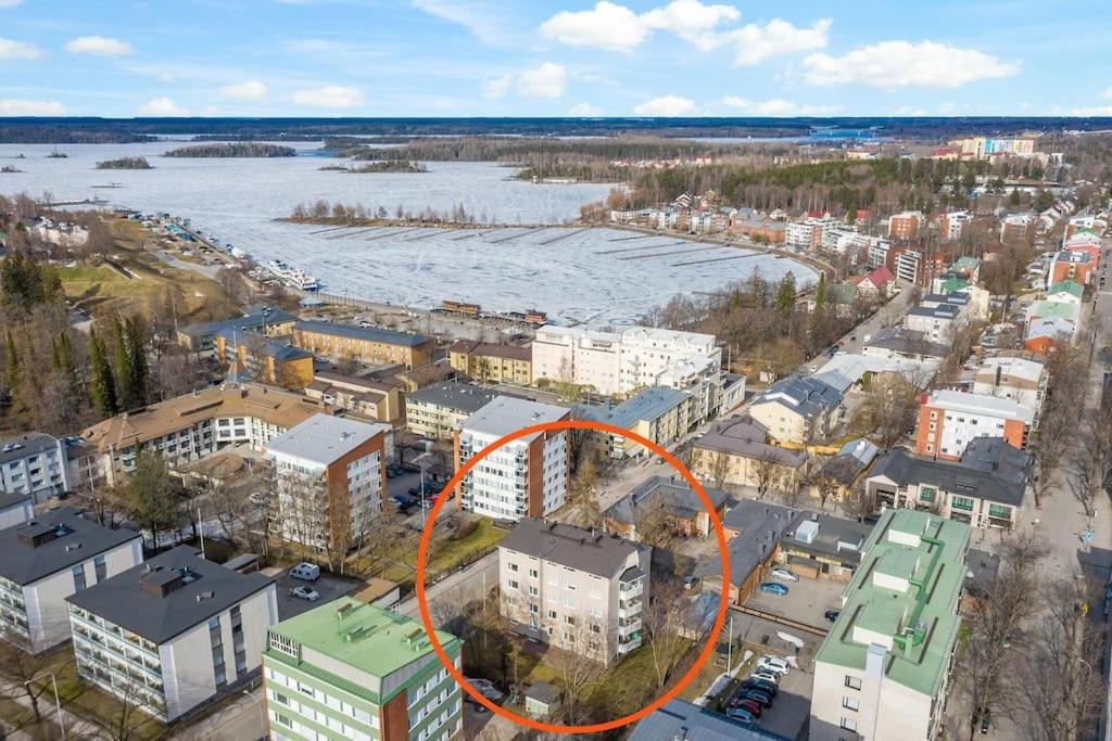 Ydinkeskusta kaksio Saimaa näkymillä, AC, WiFi, parveke view 4