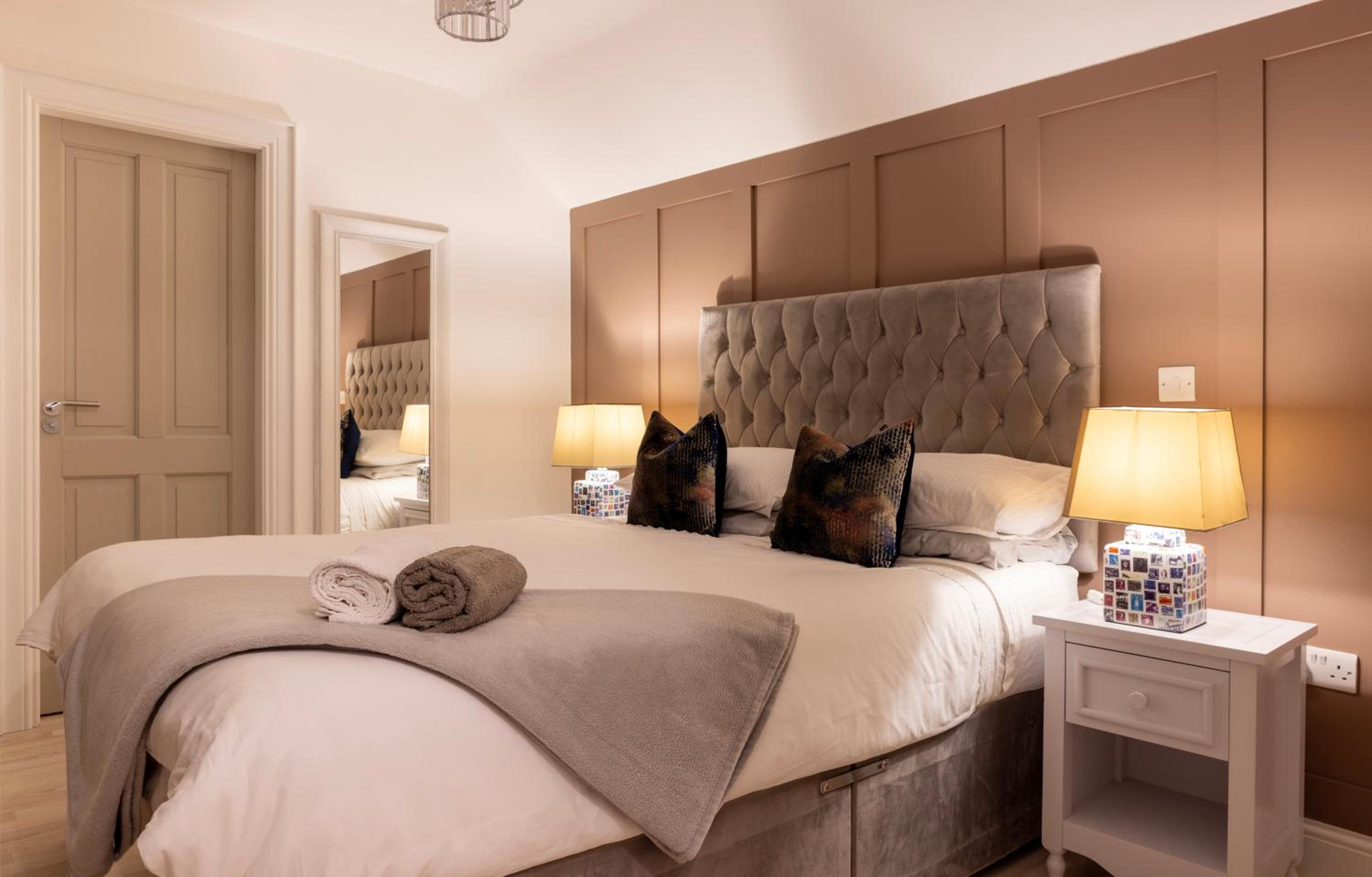 Sperrin View Suite - Luxury space with Budget Friendly pricing view 5