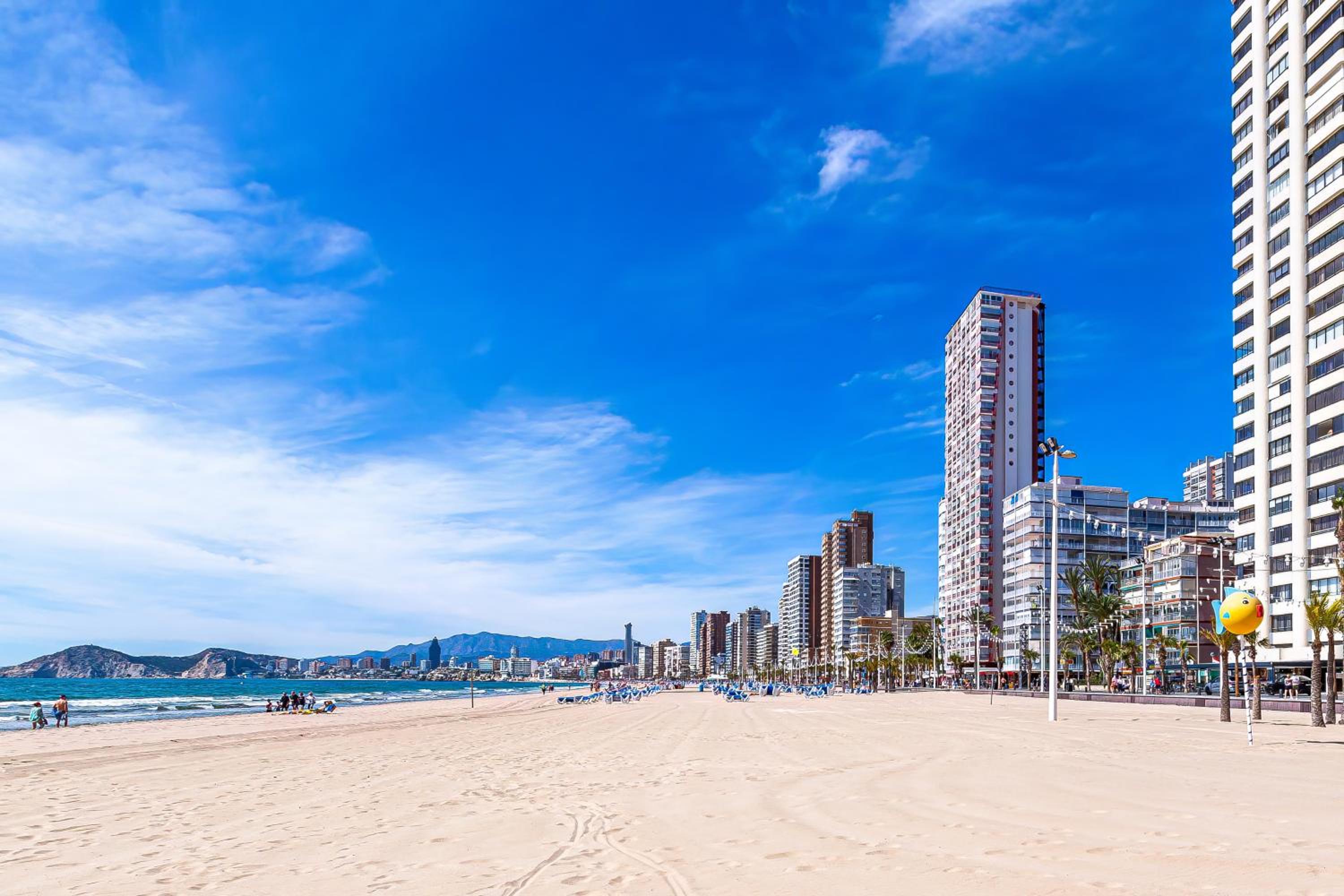 VIRGINIA Levante beach apartments