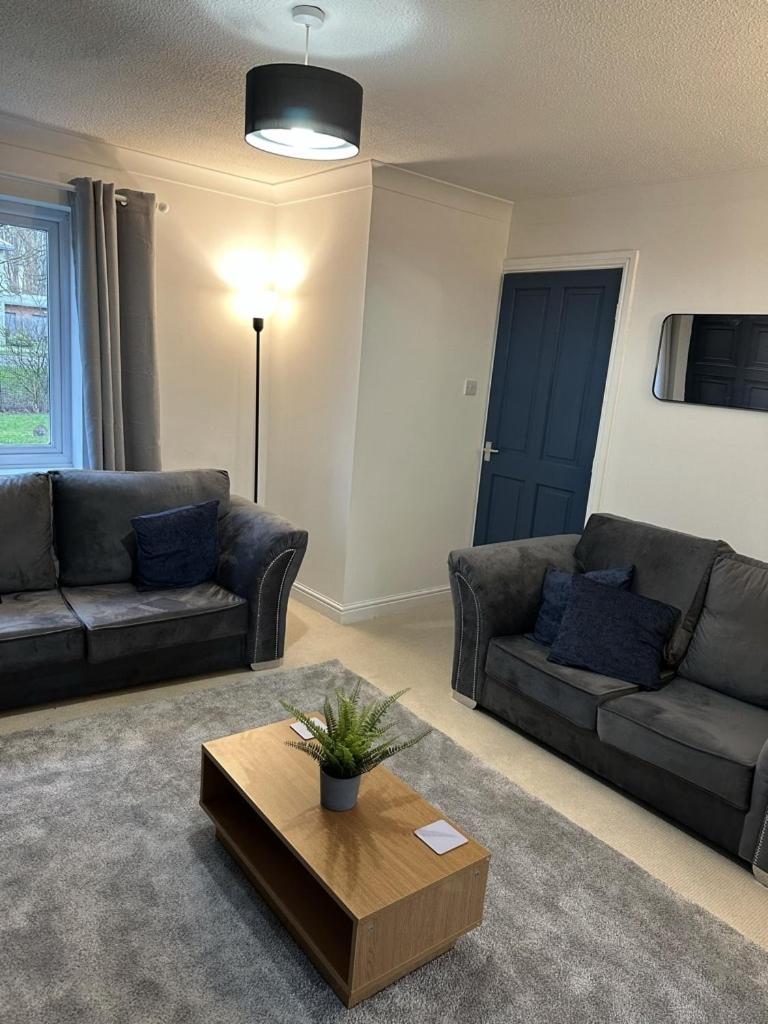 6 Stephenson Way photo 2