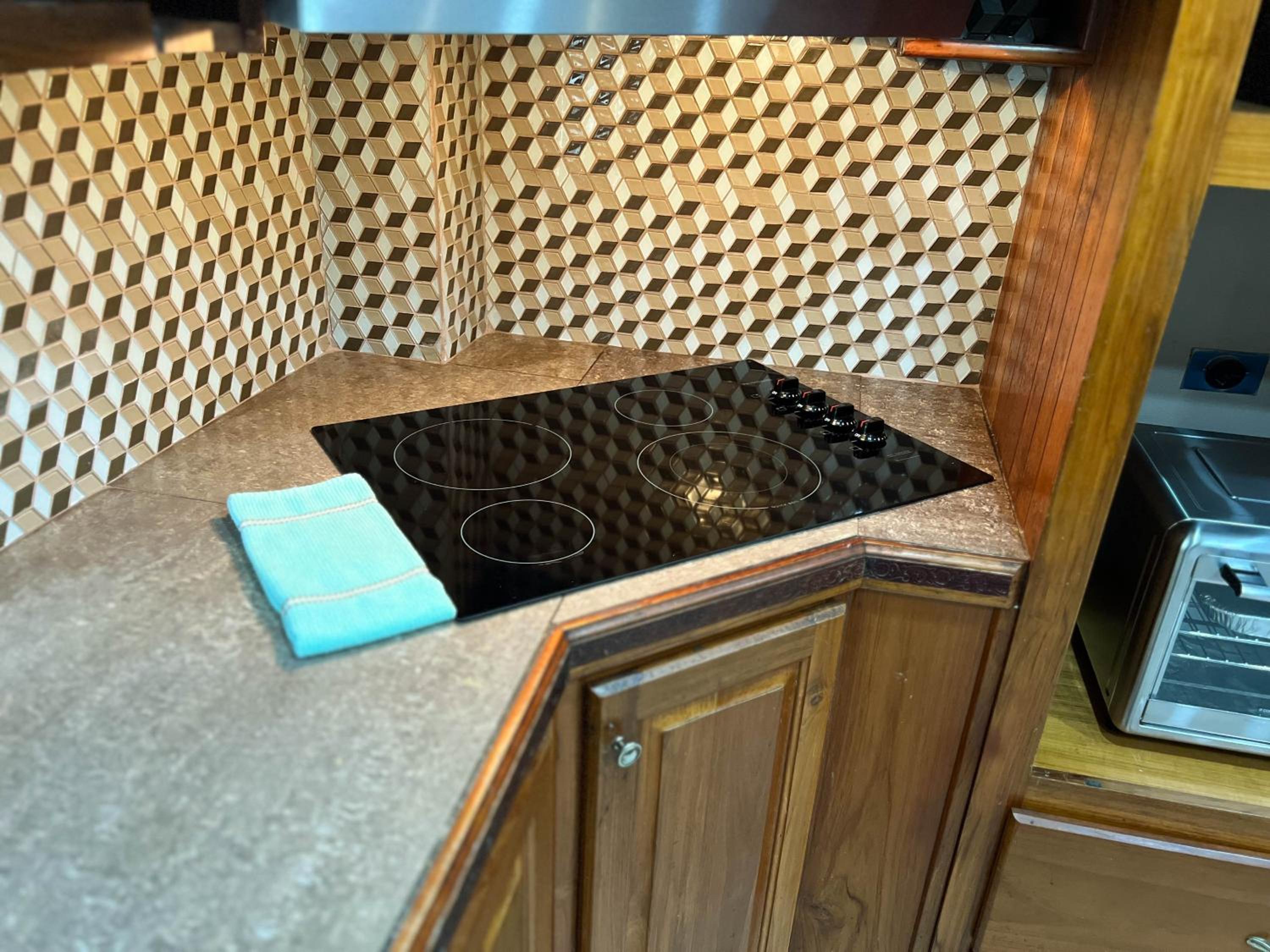 PineRidge Hideaway 1 Bedroom Apartment #1