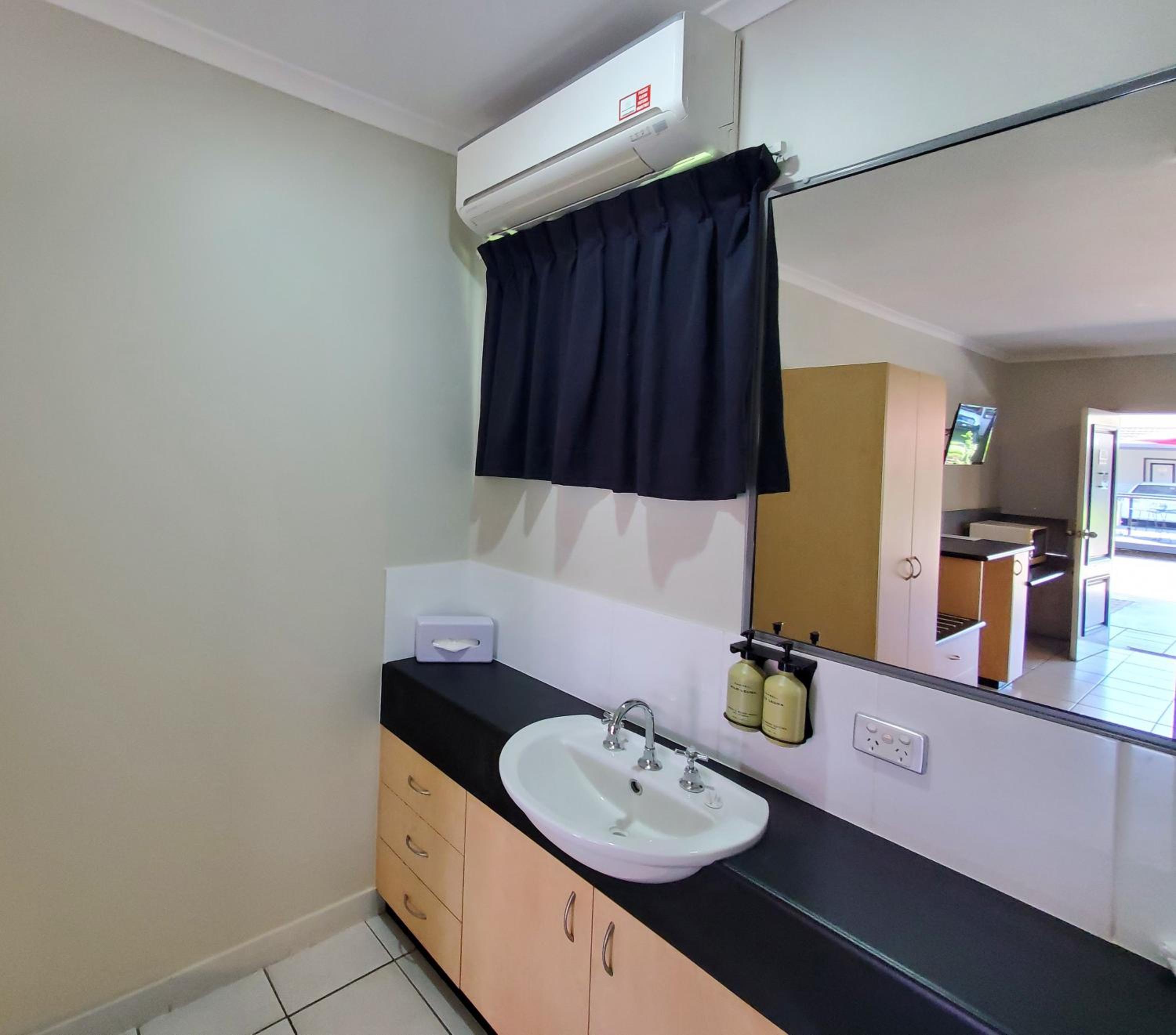 Alara Motor Inn