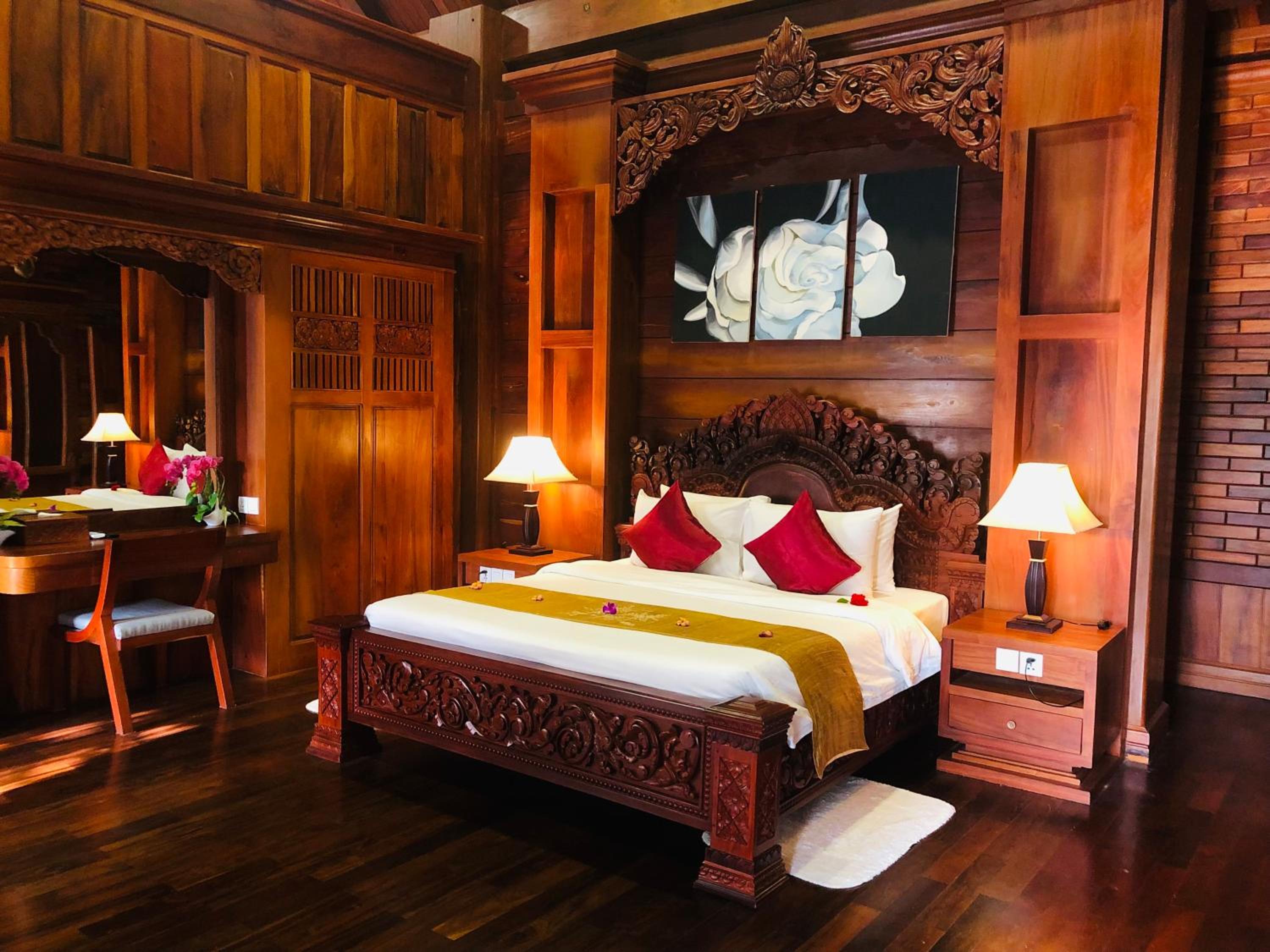 Try Palace Resort Kep