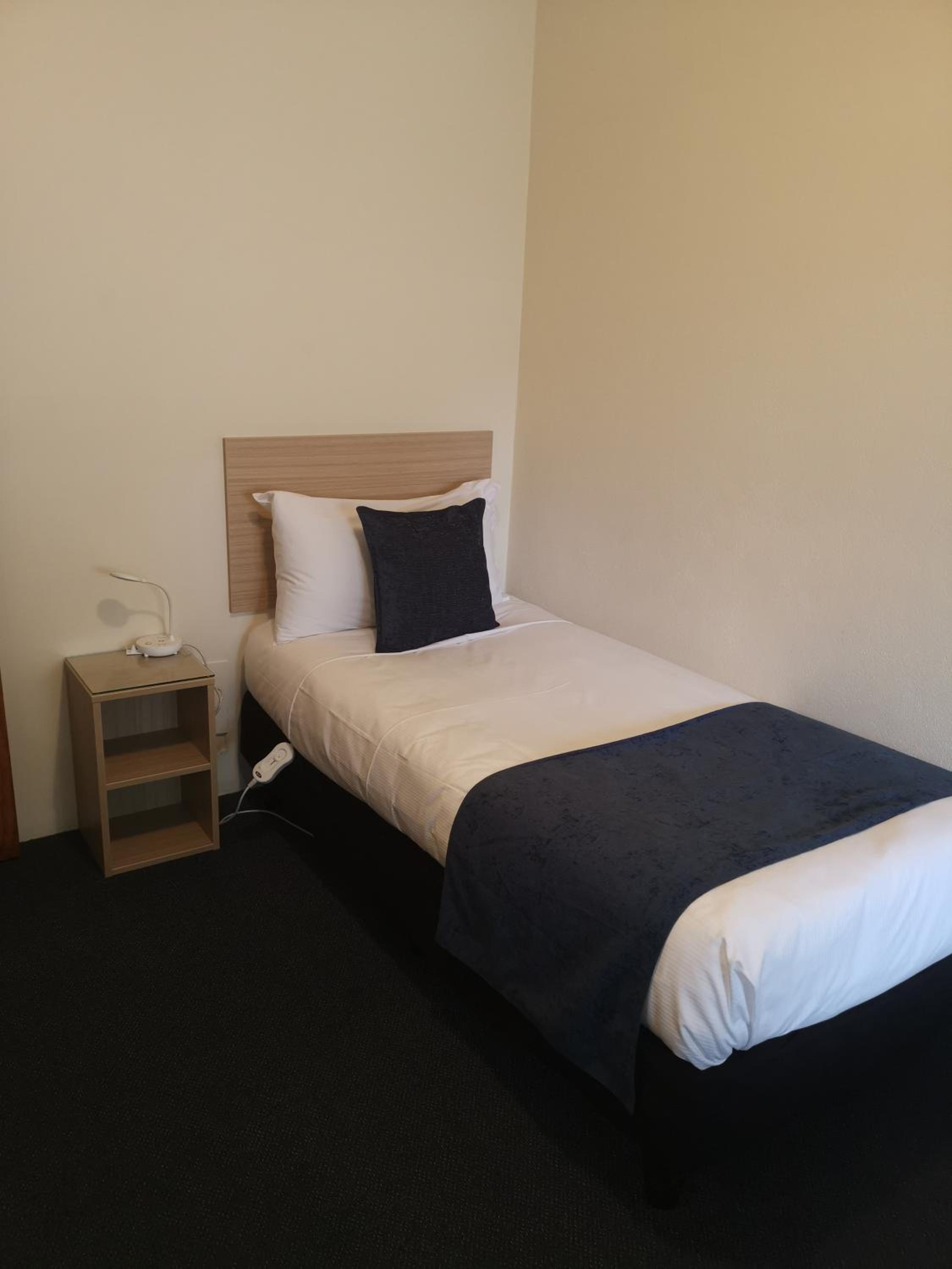 Captains Quarters Motor Inn