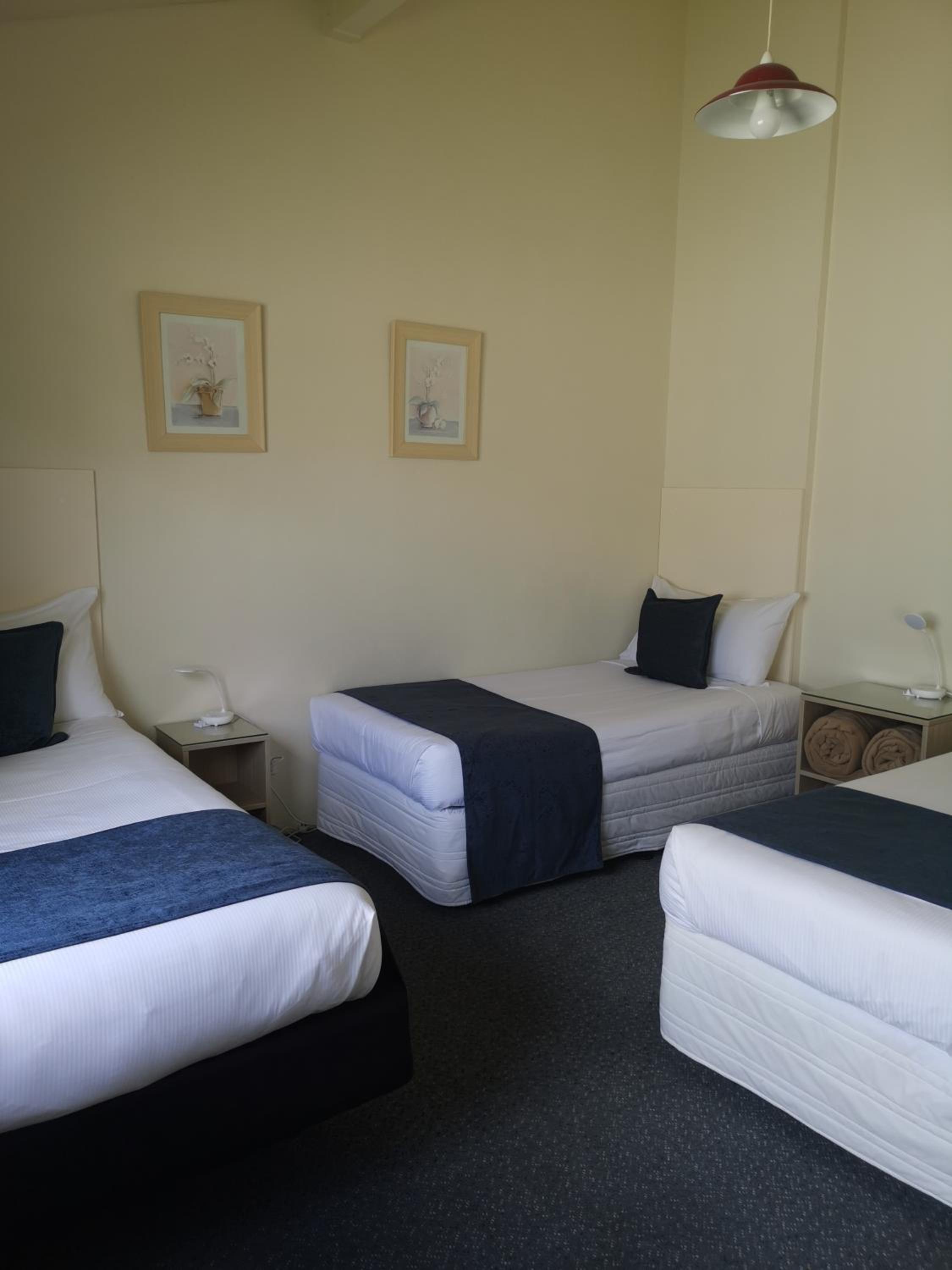 Captains Quarters Motor Inn