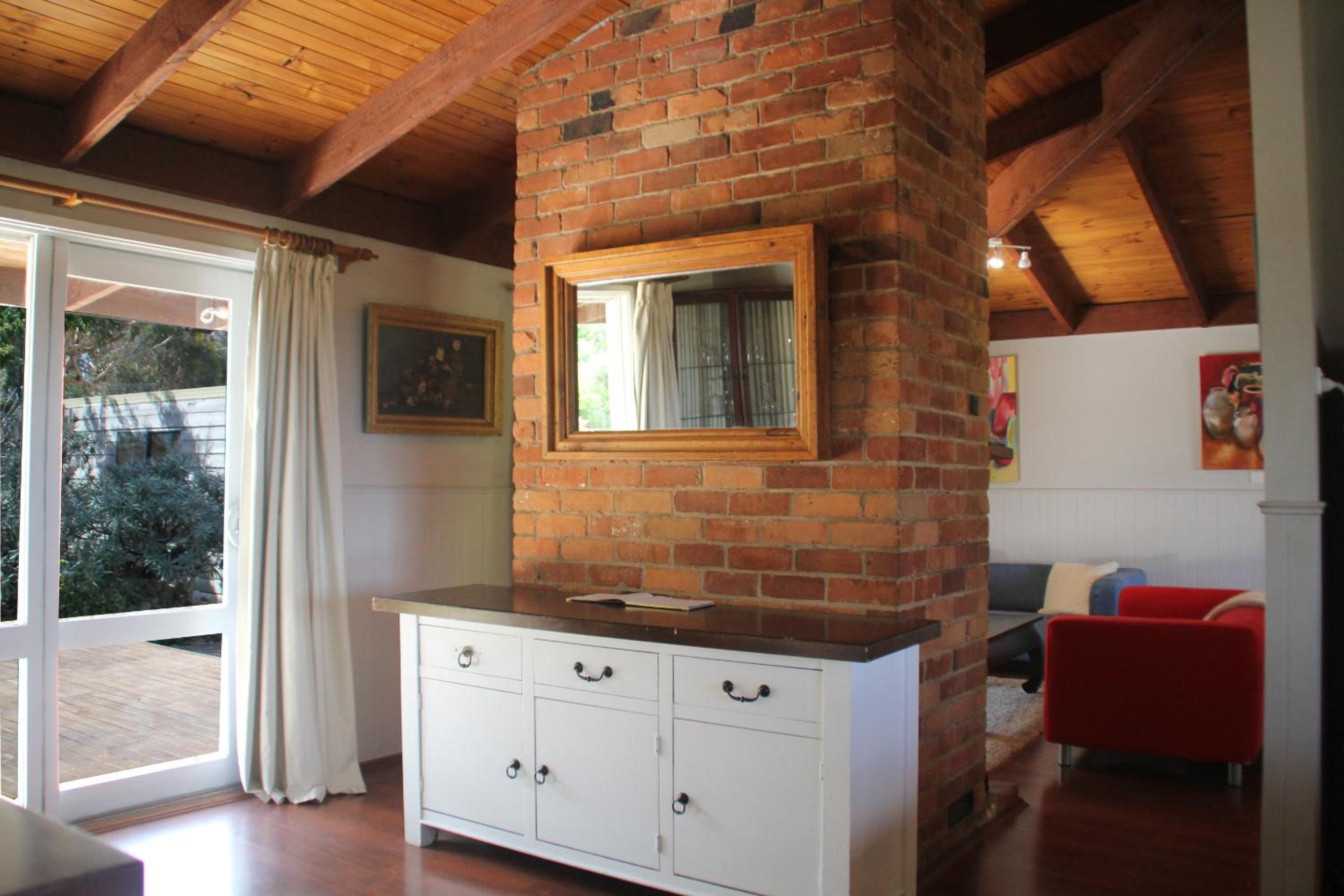 Yackandandah farm homestead