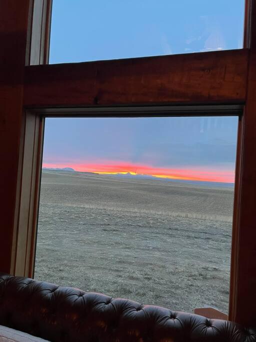 Tranquil 4-bedroom Glacier View Getaway