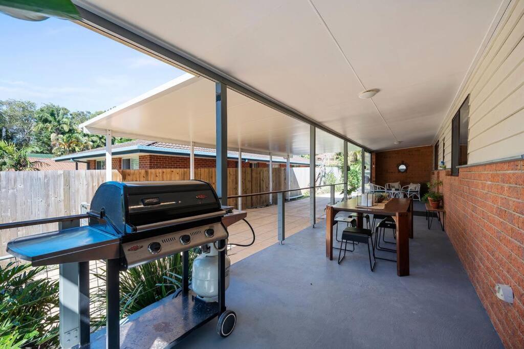 Big House Little House Moonee Beach