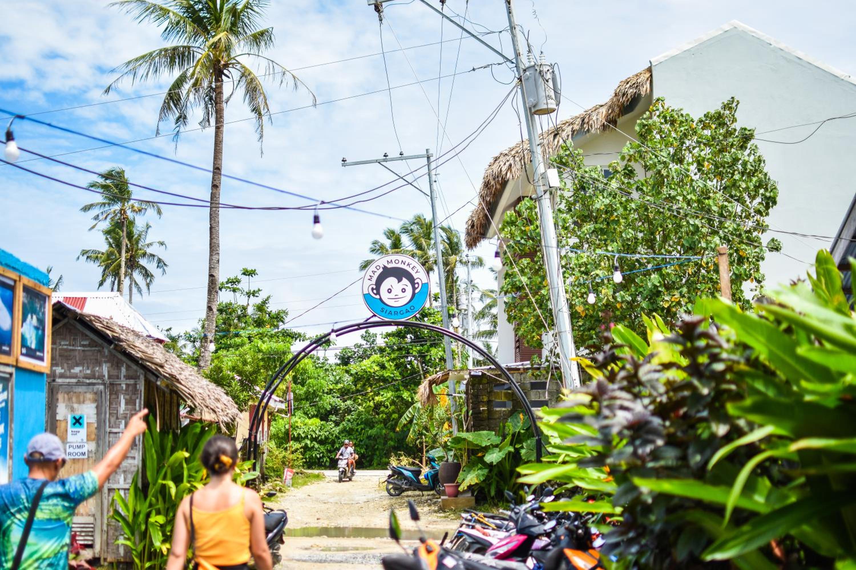 Mad Monkey Hostel Siargao 98