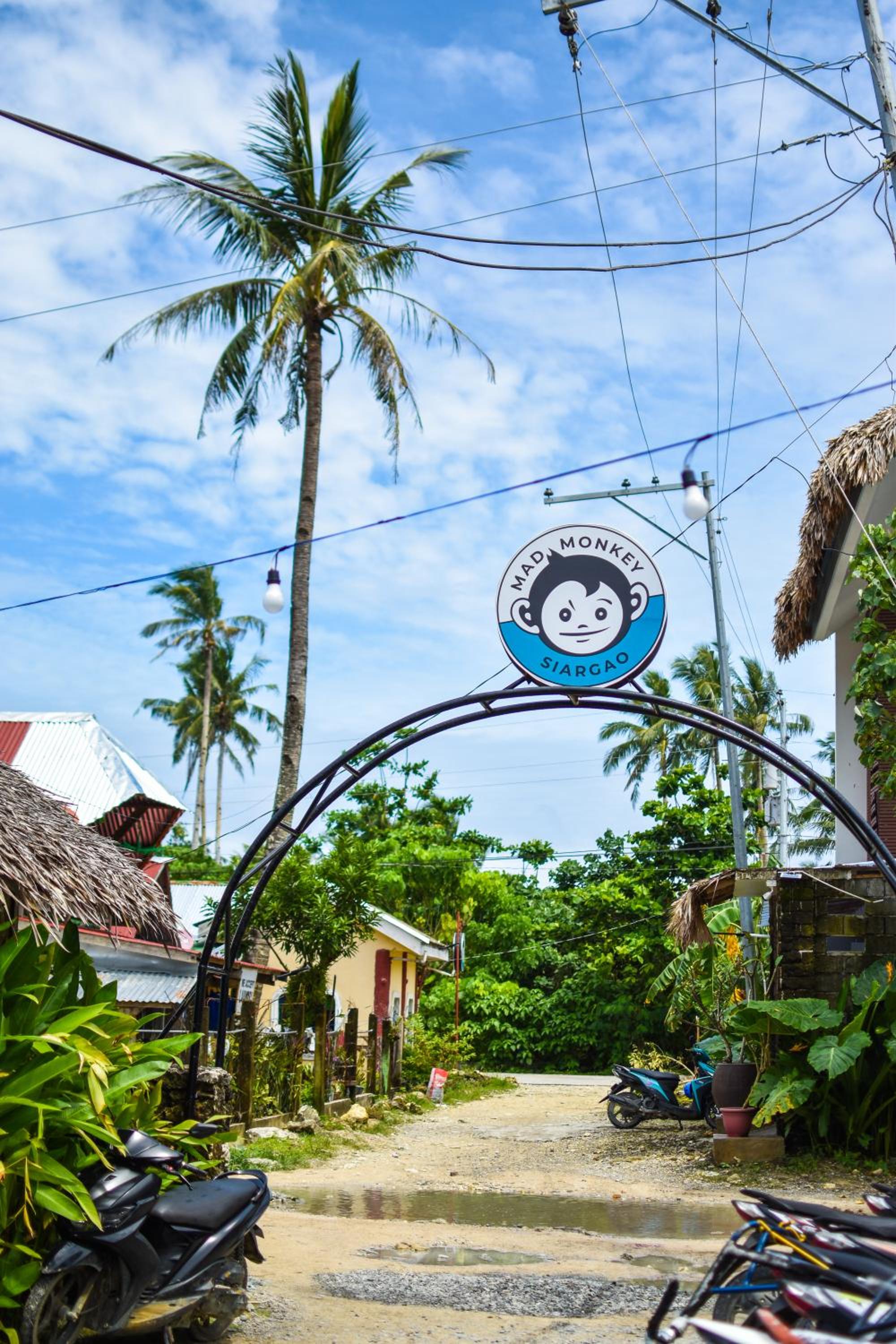 Mad Monkey Hostel Siargao 7