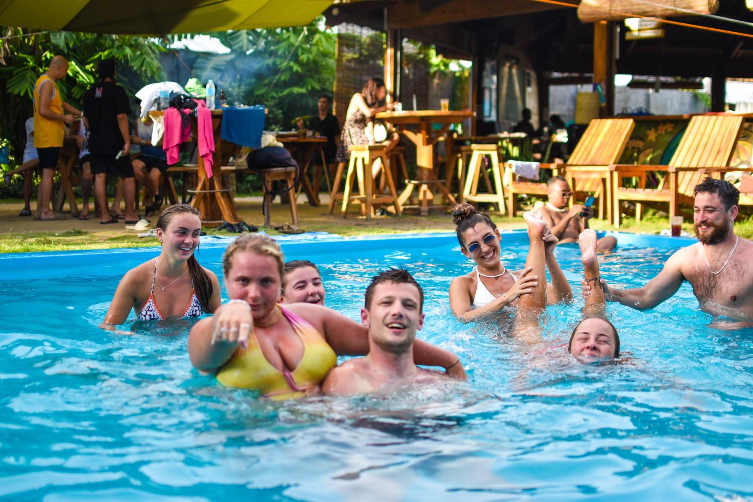 Mad Monkey Hostel Siargao 52