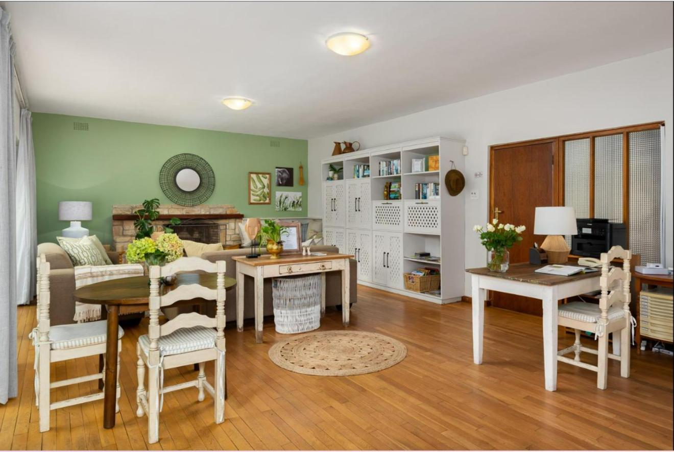 Valley Heights Guest House and B & B