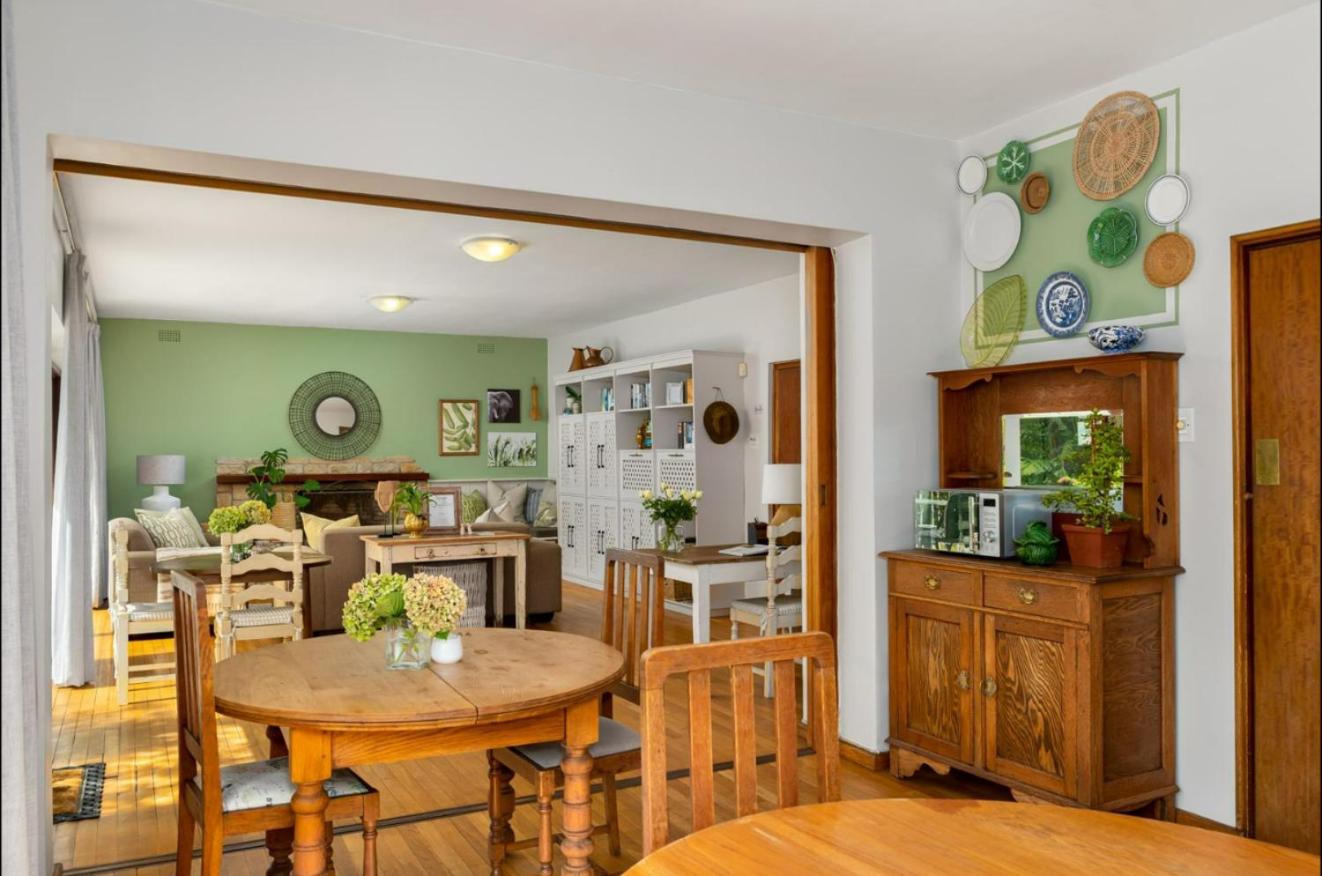 Valley Heights Guest House and B & B