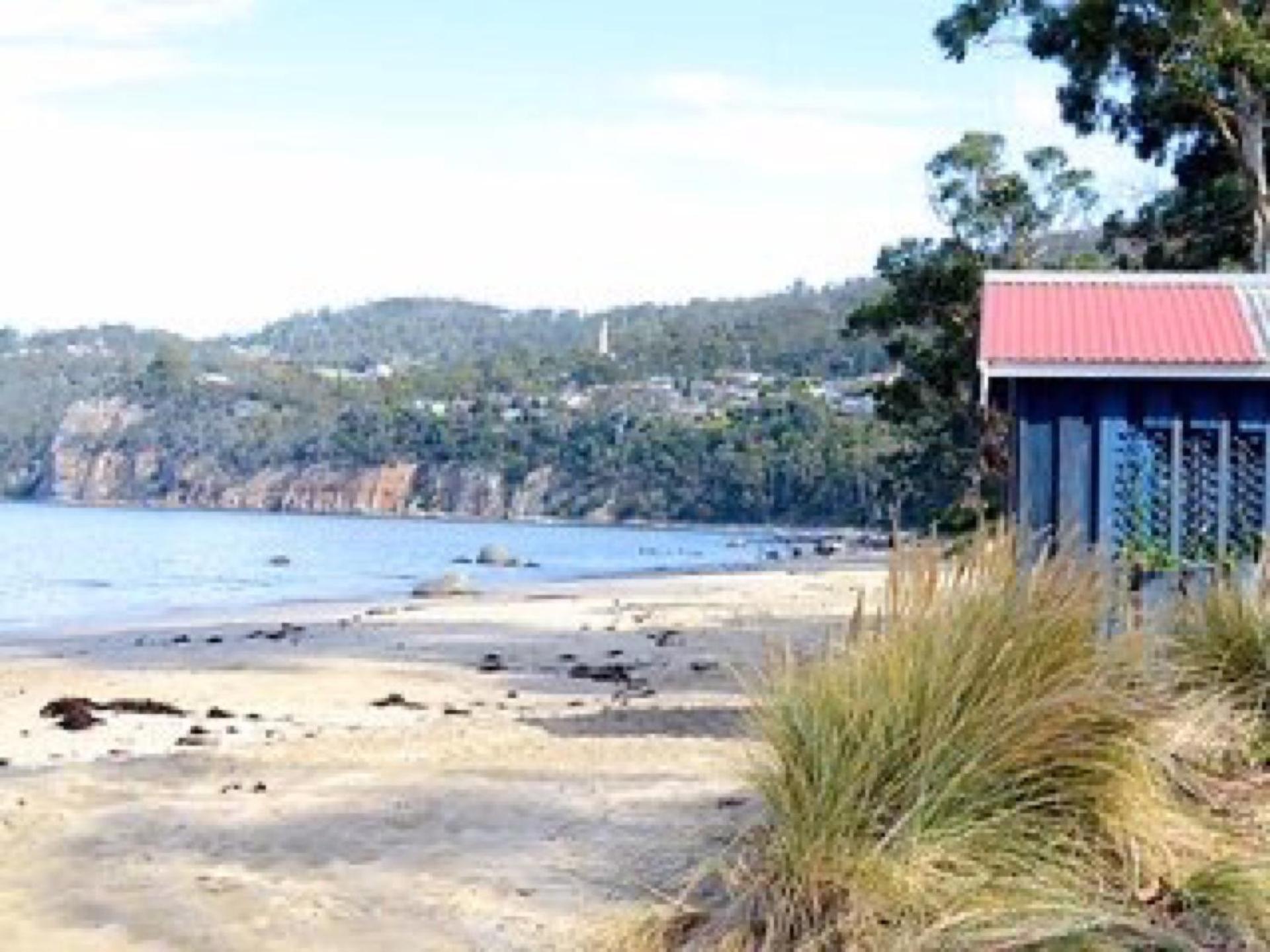 City Escape Taroona - Property Image 10