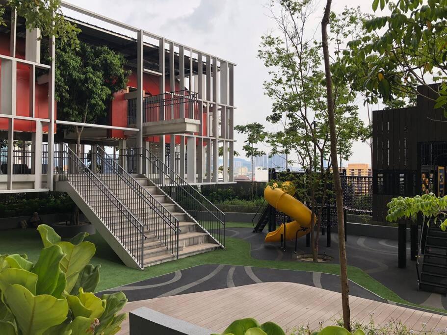 Lucentia Residences BBCC by StayHere