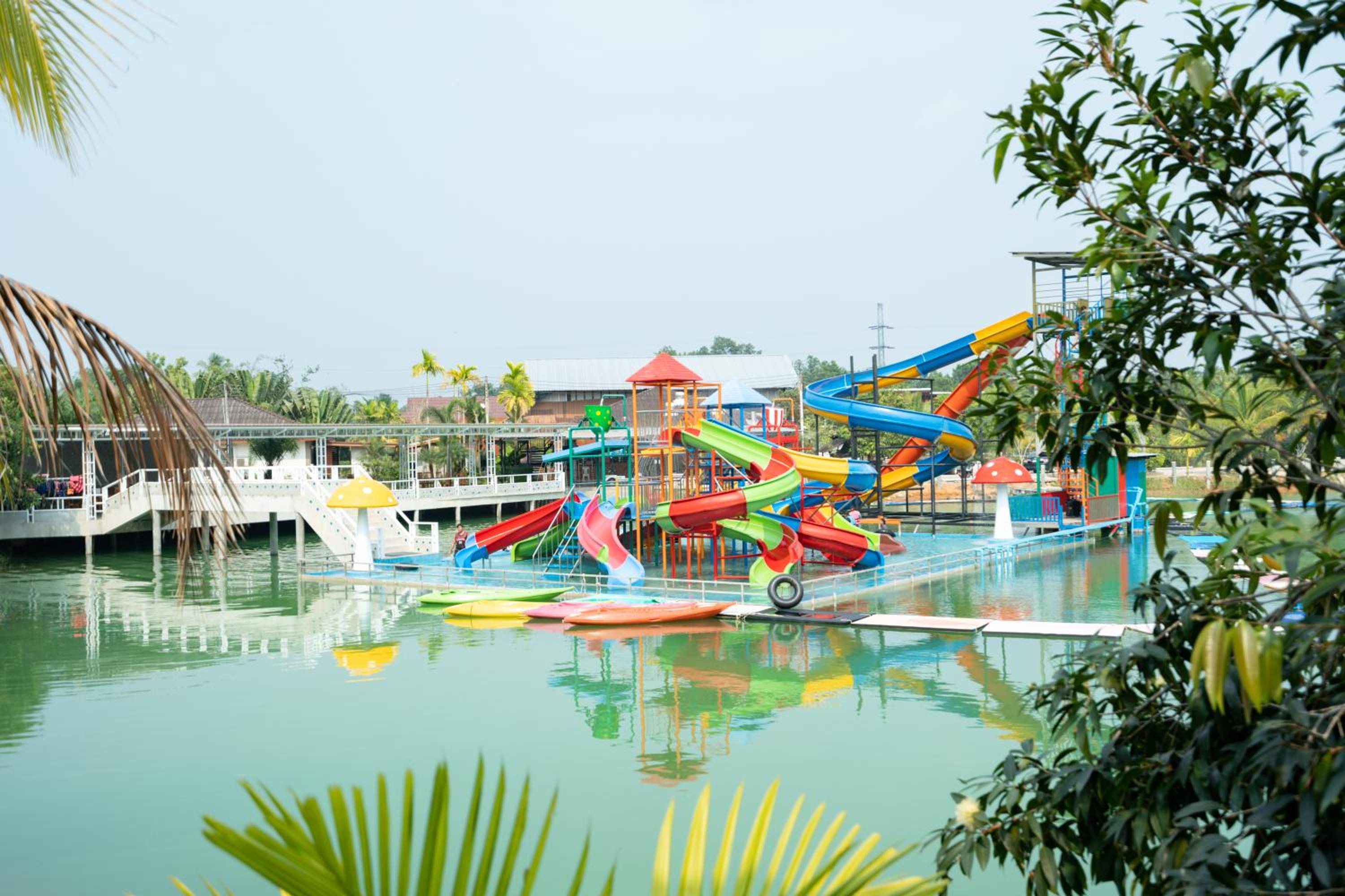 Lamphurai Riverside Resort and Spa