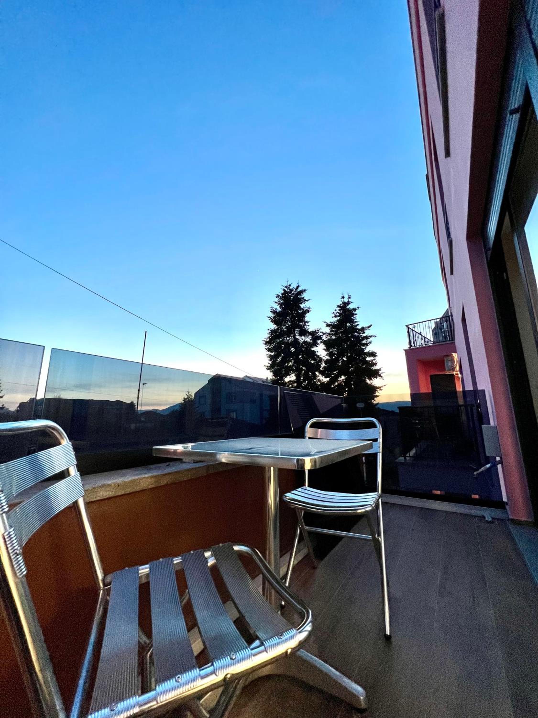 Alma Rose Apartment