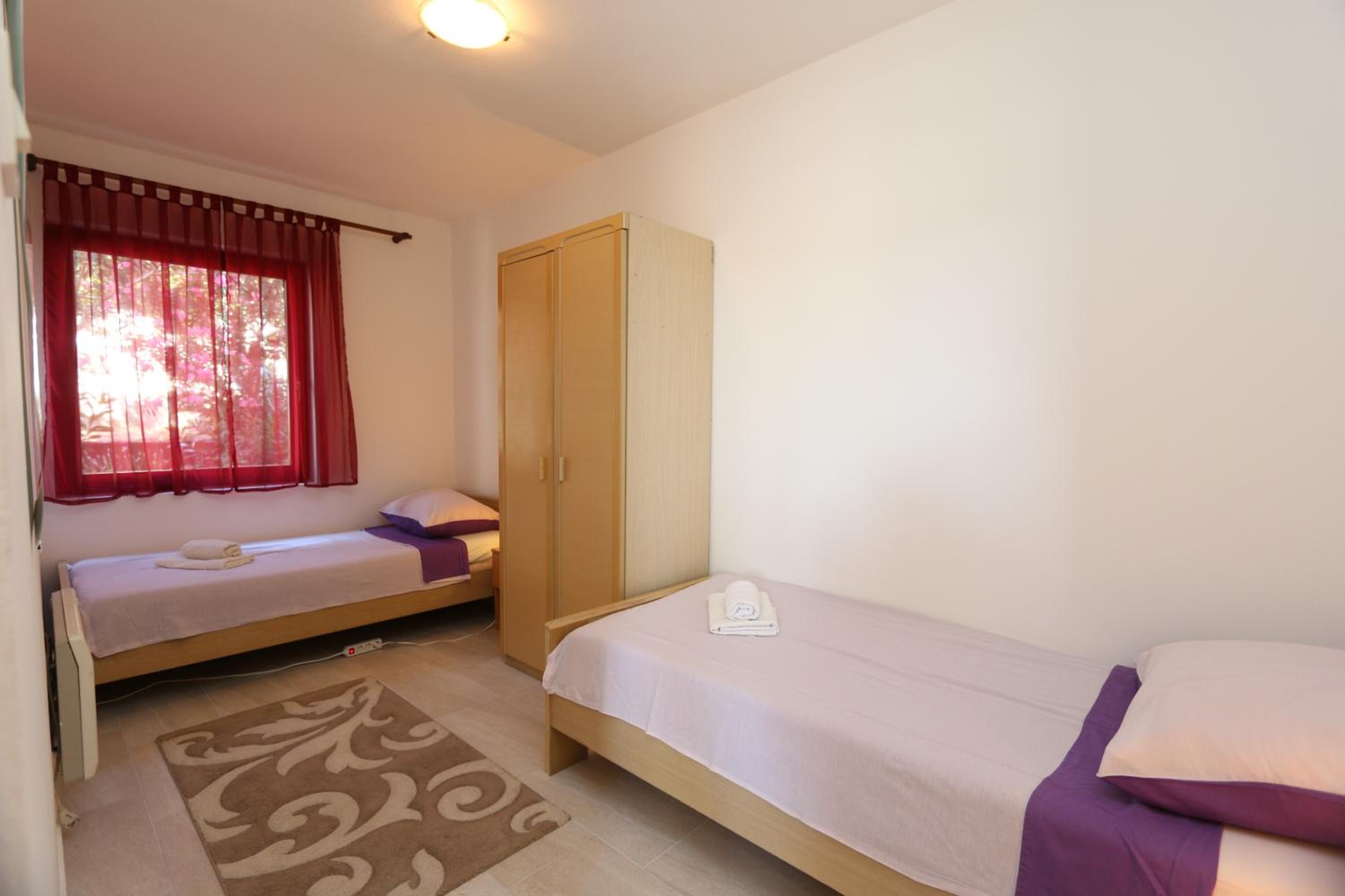 Apartment Lidija