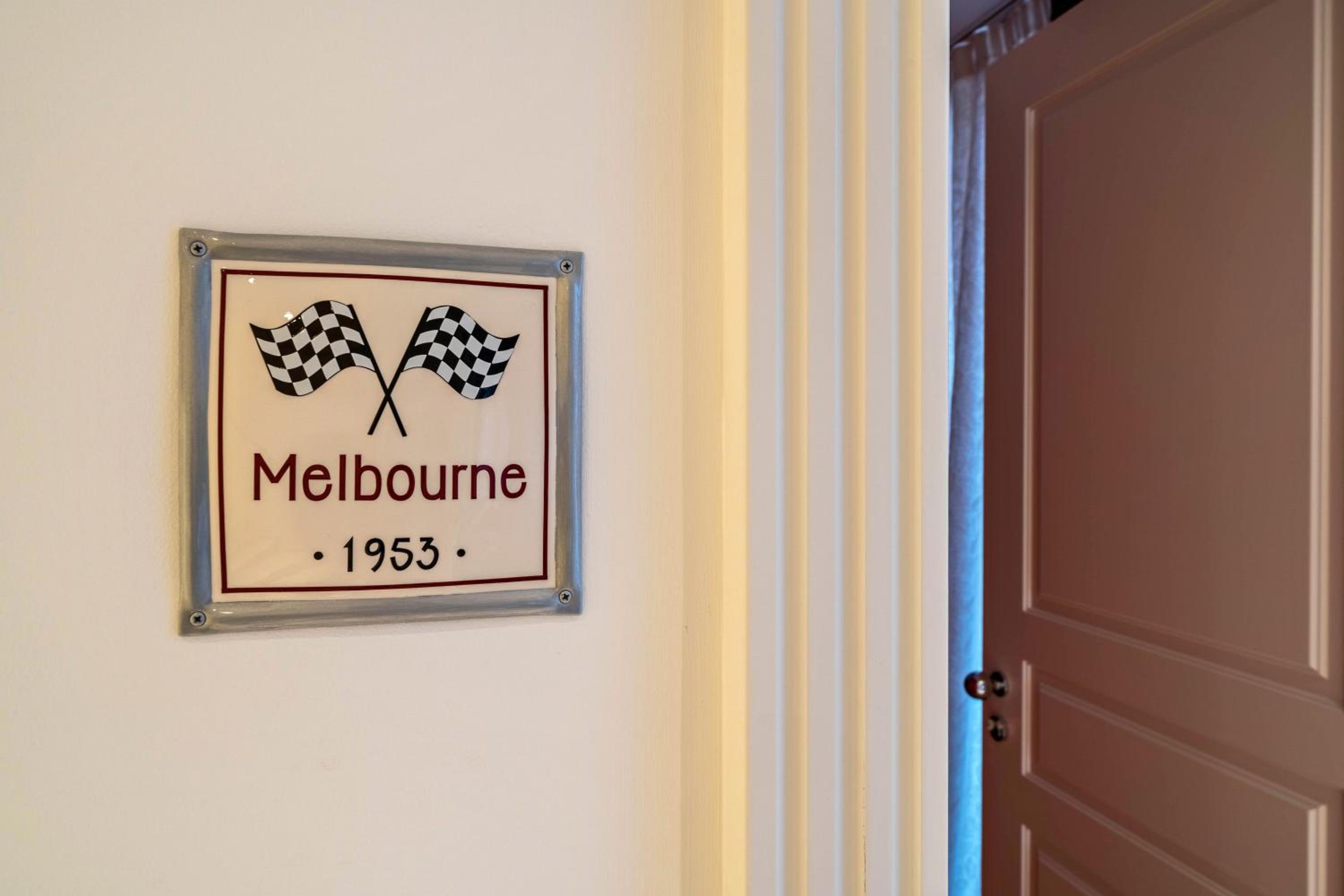 Villa Steiner 3 - Melbourne view 5