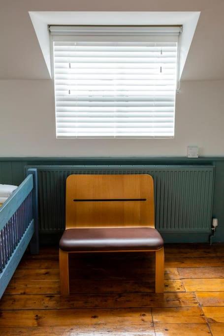 Old Anchor Cottage in Broadstairs - Exclusive unmissable deals! Book now before it's too late!