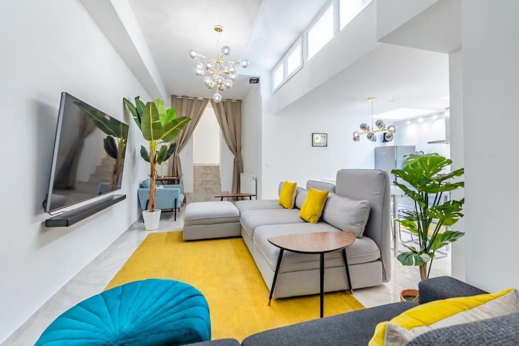 Urban style 3-bedroom apartment