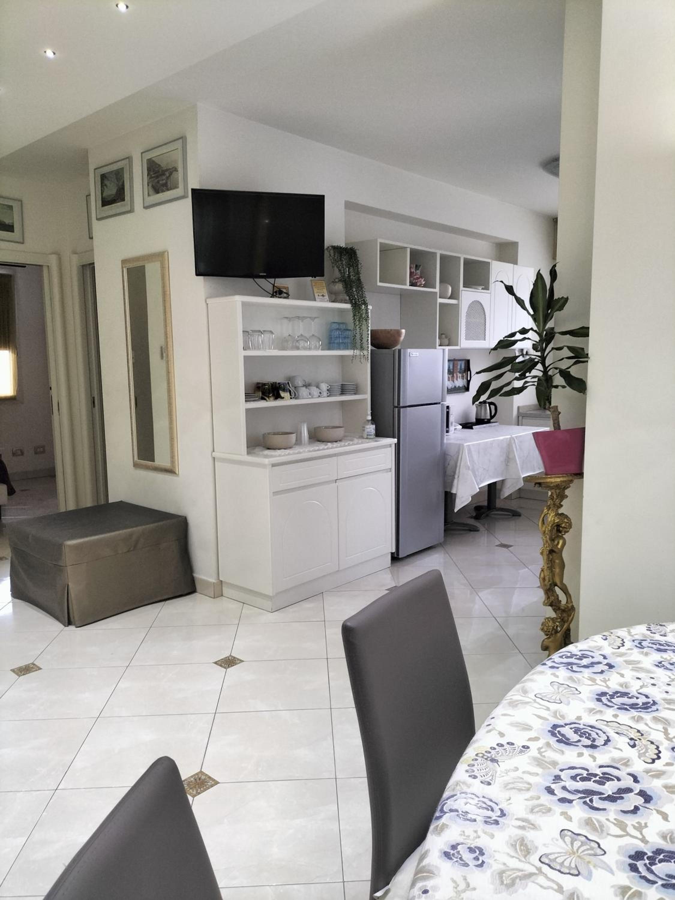 Villa Azzurra Depandance con piscina view 5
